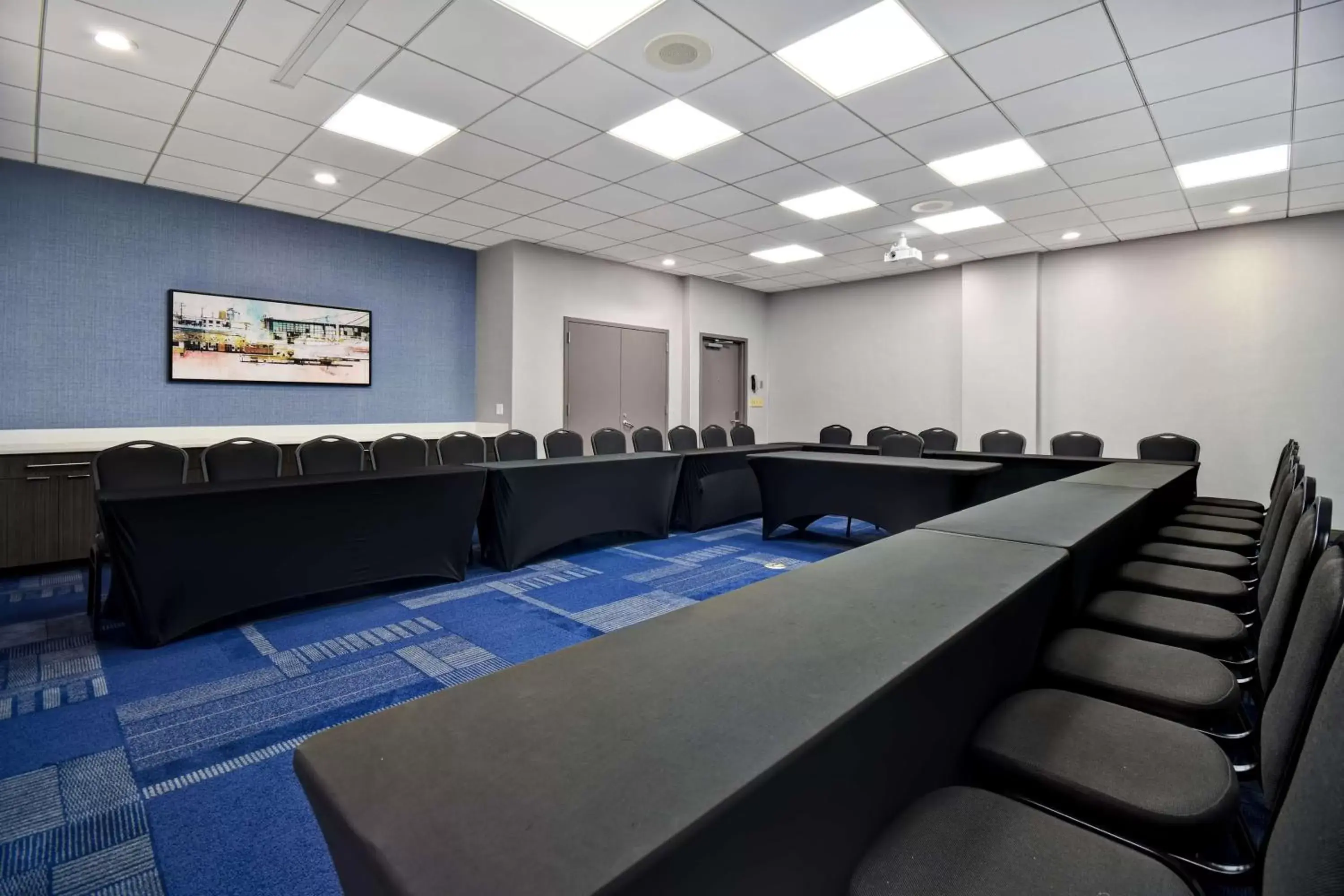 Meeting/conference room in Hampton Inn NY-JFK