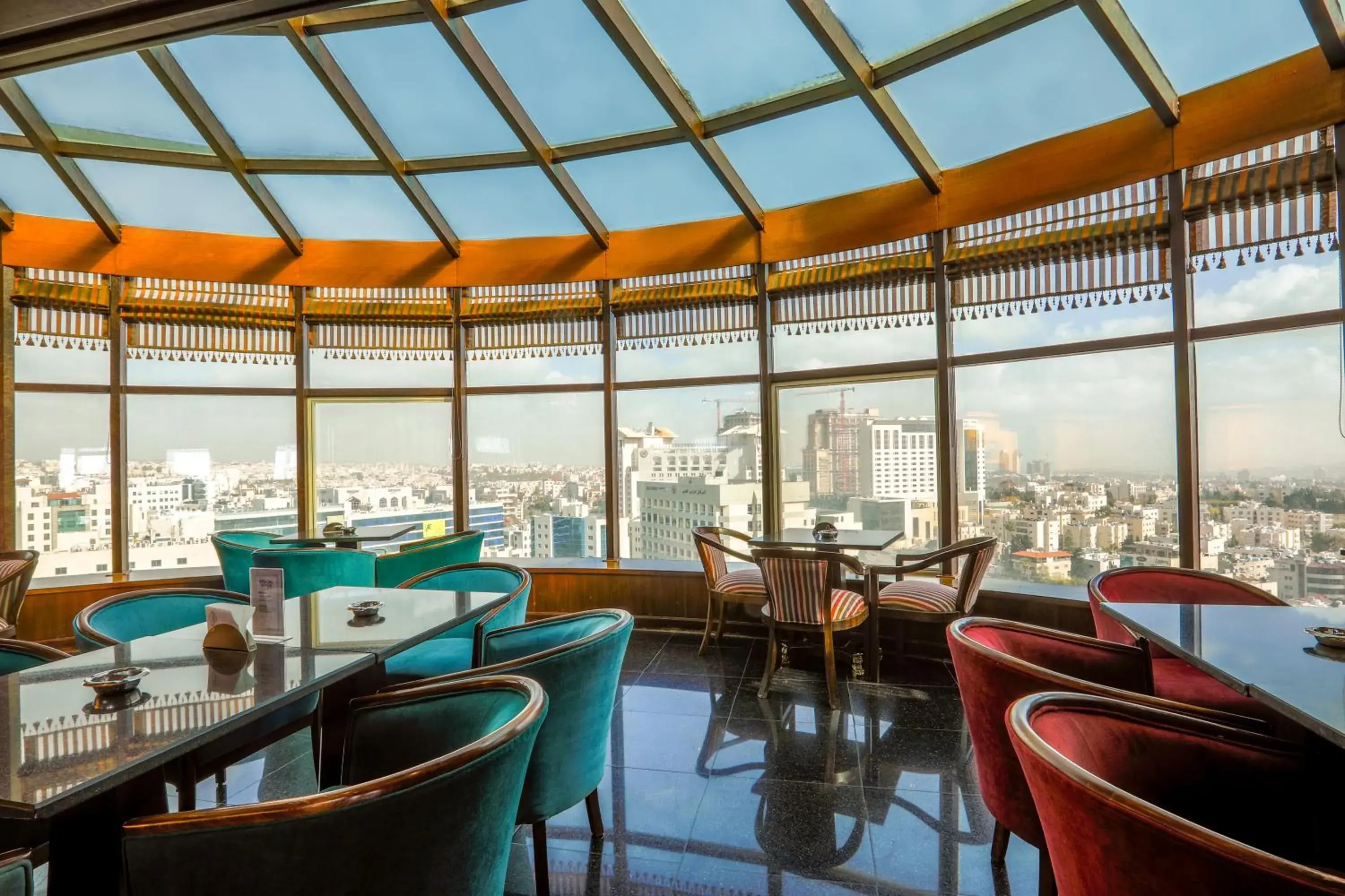 Restaurant/places to eat in Bristol Amman Hotel