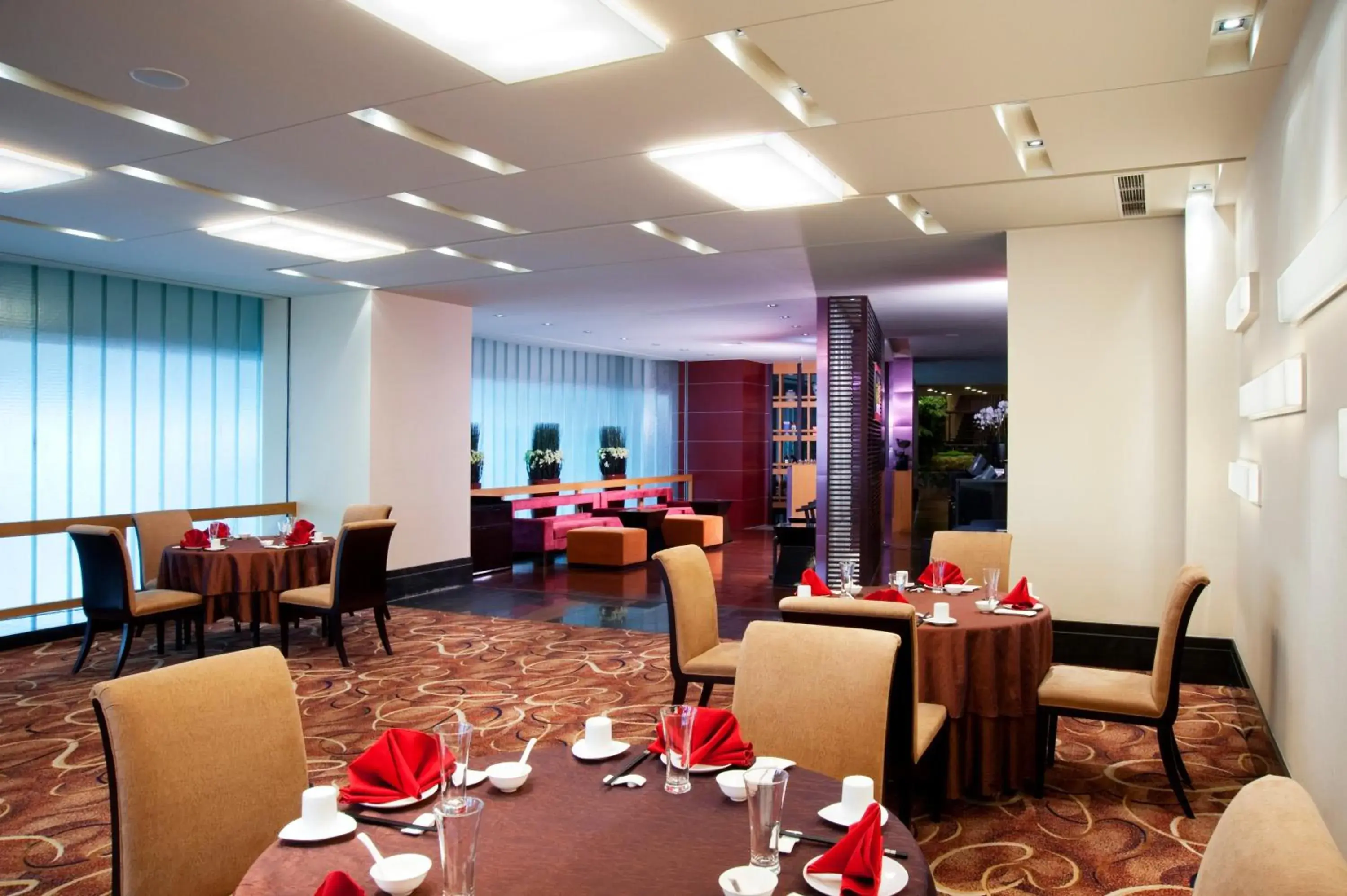 Restaurant/Places to Eat in Holiday Inn Xi'an Greenland Century City, an IHG Hotel