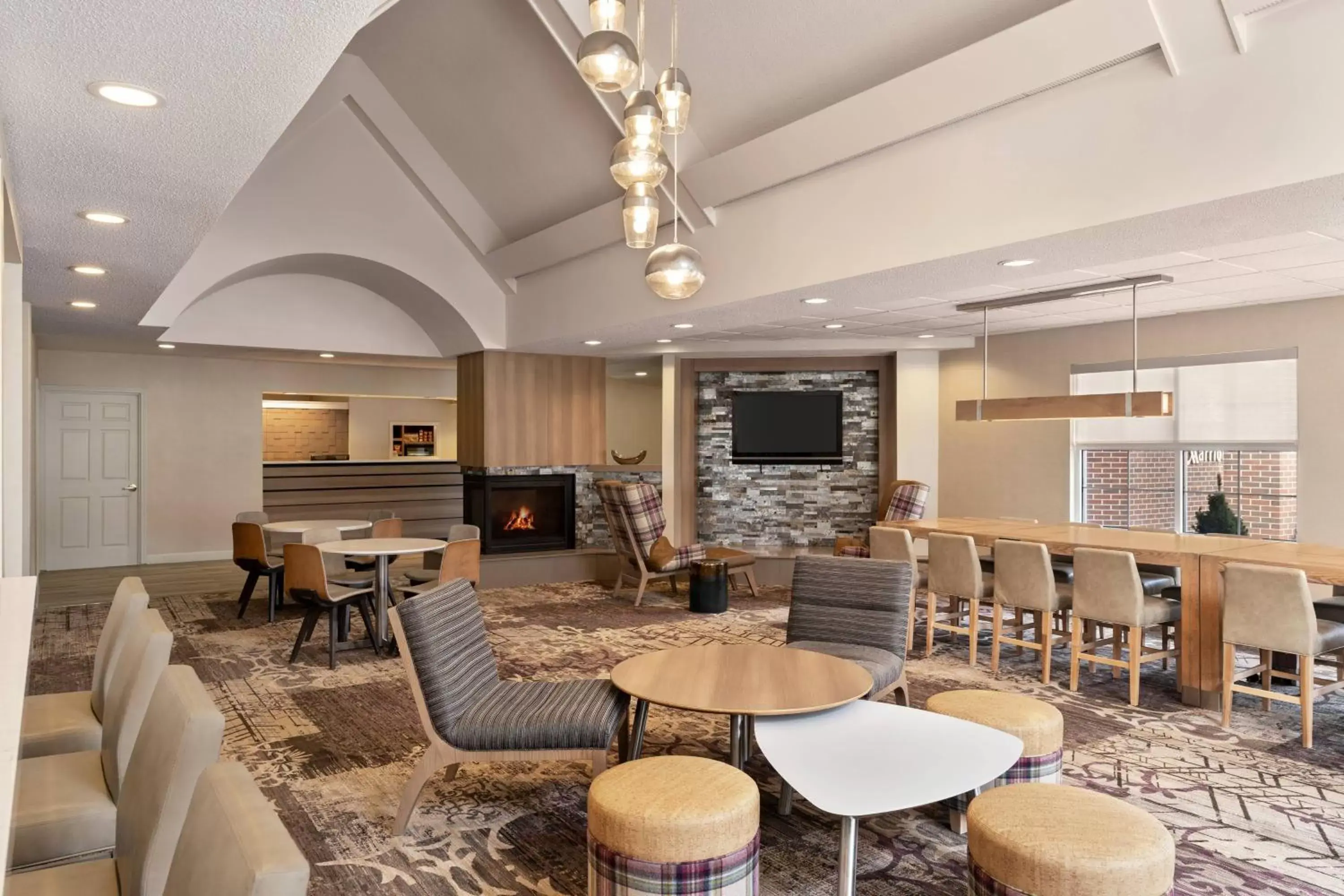 Lobby or reception, Lounge/Bar in Residence Inn Deptford