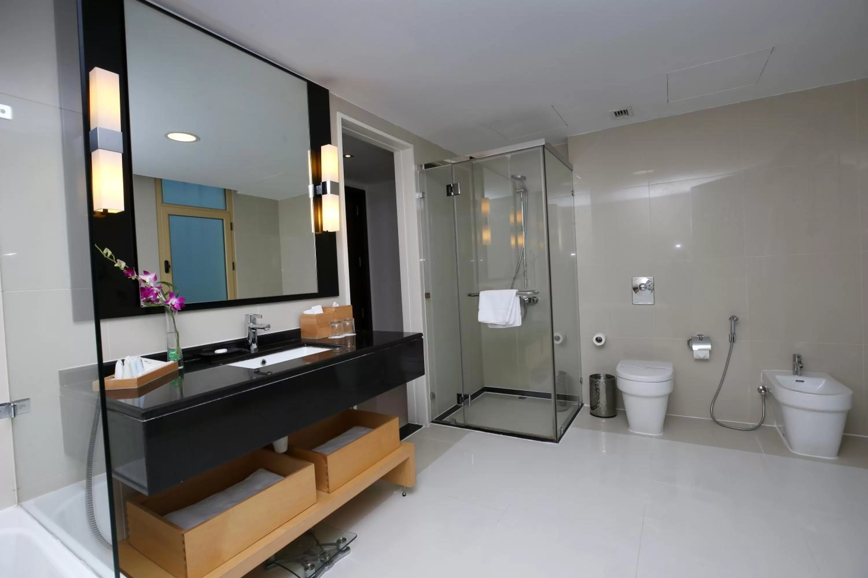Shower in Asdal Gulf Inn Boutique Hotel- SEEF