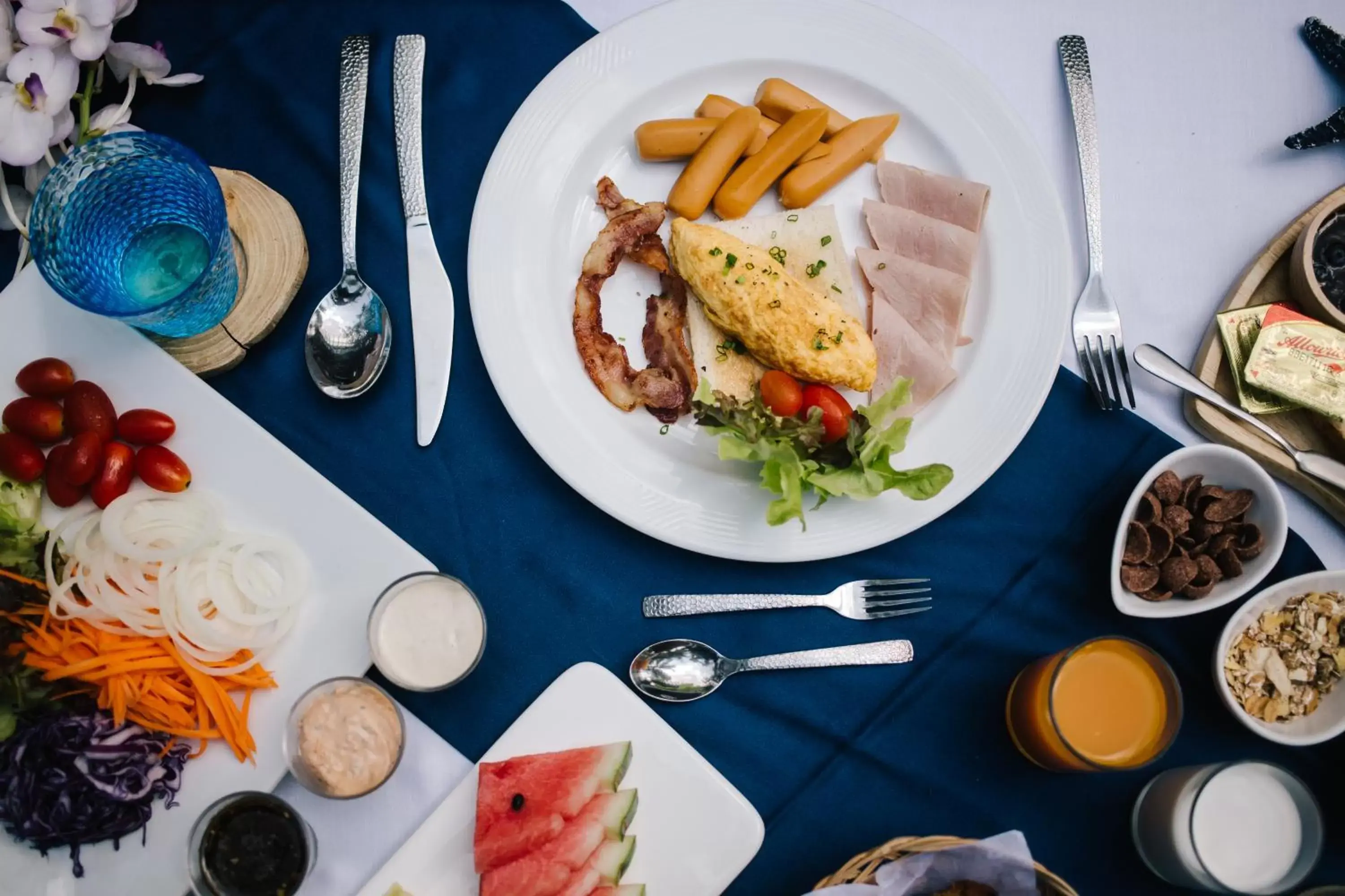 Breakfast, Food in The Beach Natural Resort Koh Kood