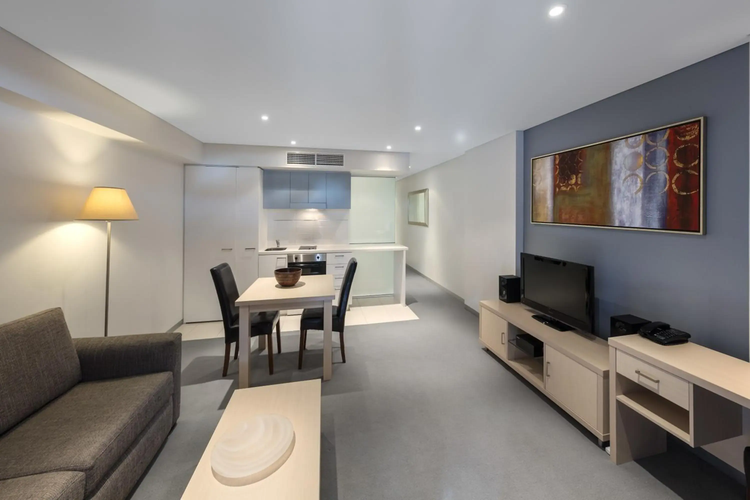 TV and multimedia, Dining Area in Oaks Adelaide Horizons Suites