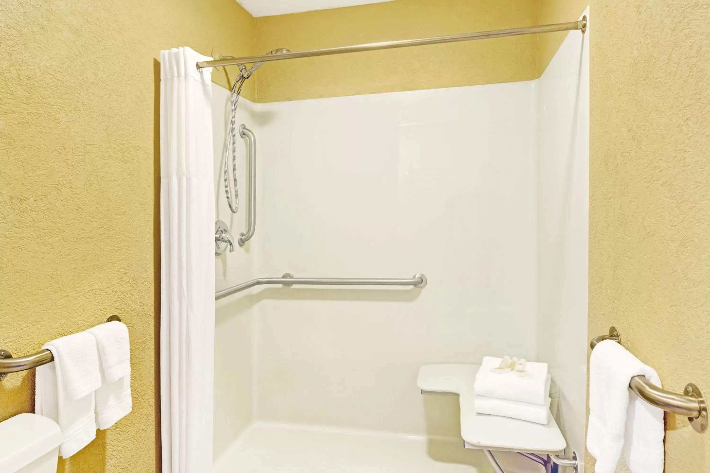Shower, Bathroom in Days Inn by Wyndham Cherokee Near Casino