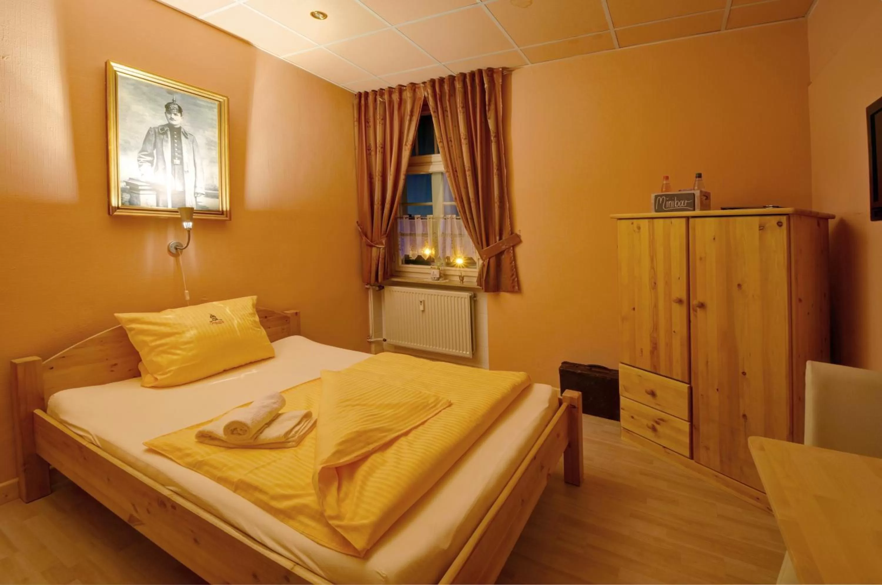 Bed in Hotel Villa Wirtshaus Köpenick