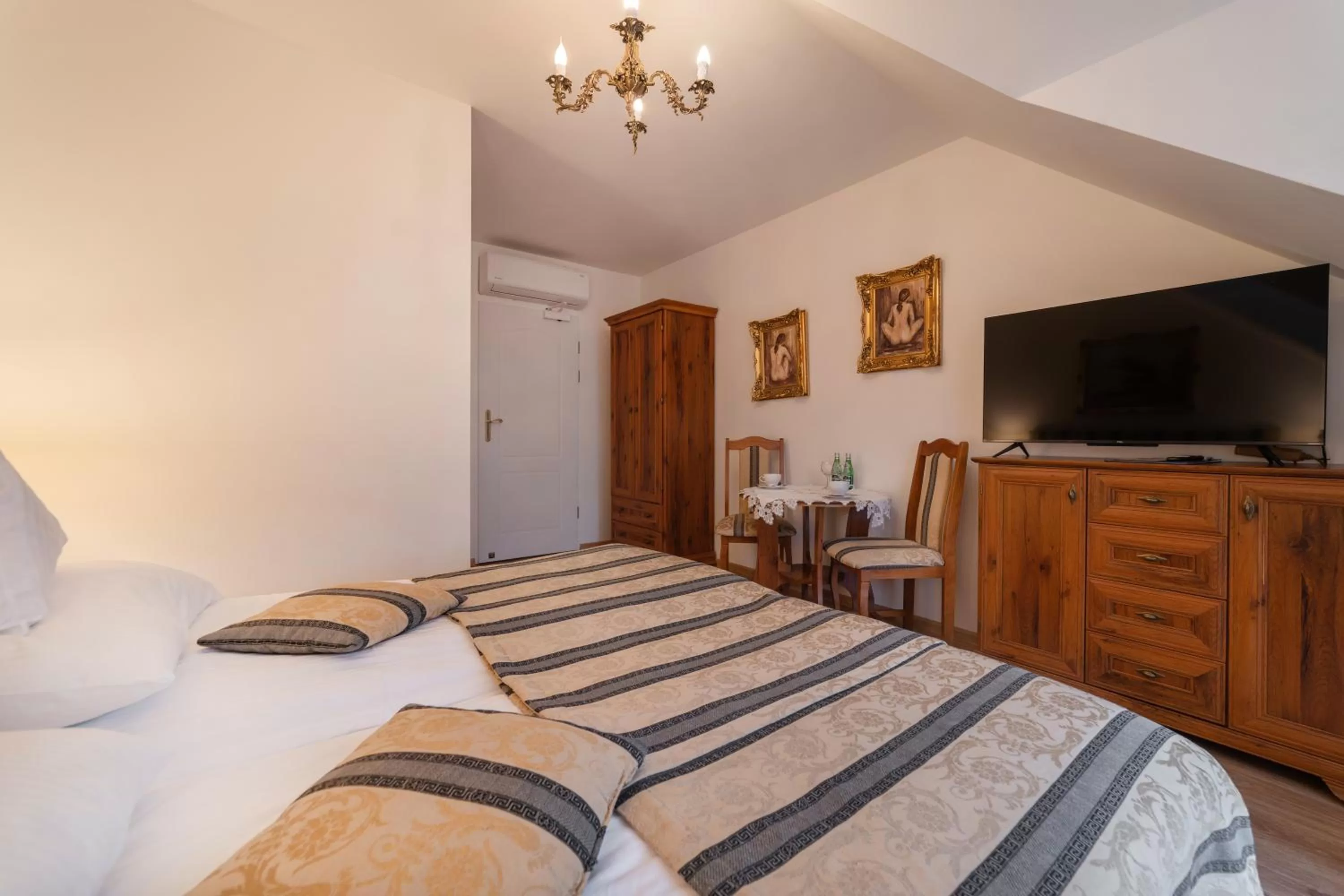 Bed in Pensjonat & Restauracja Admirał