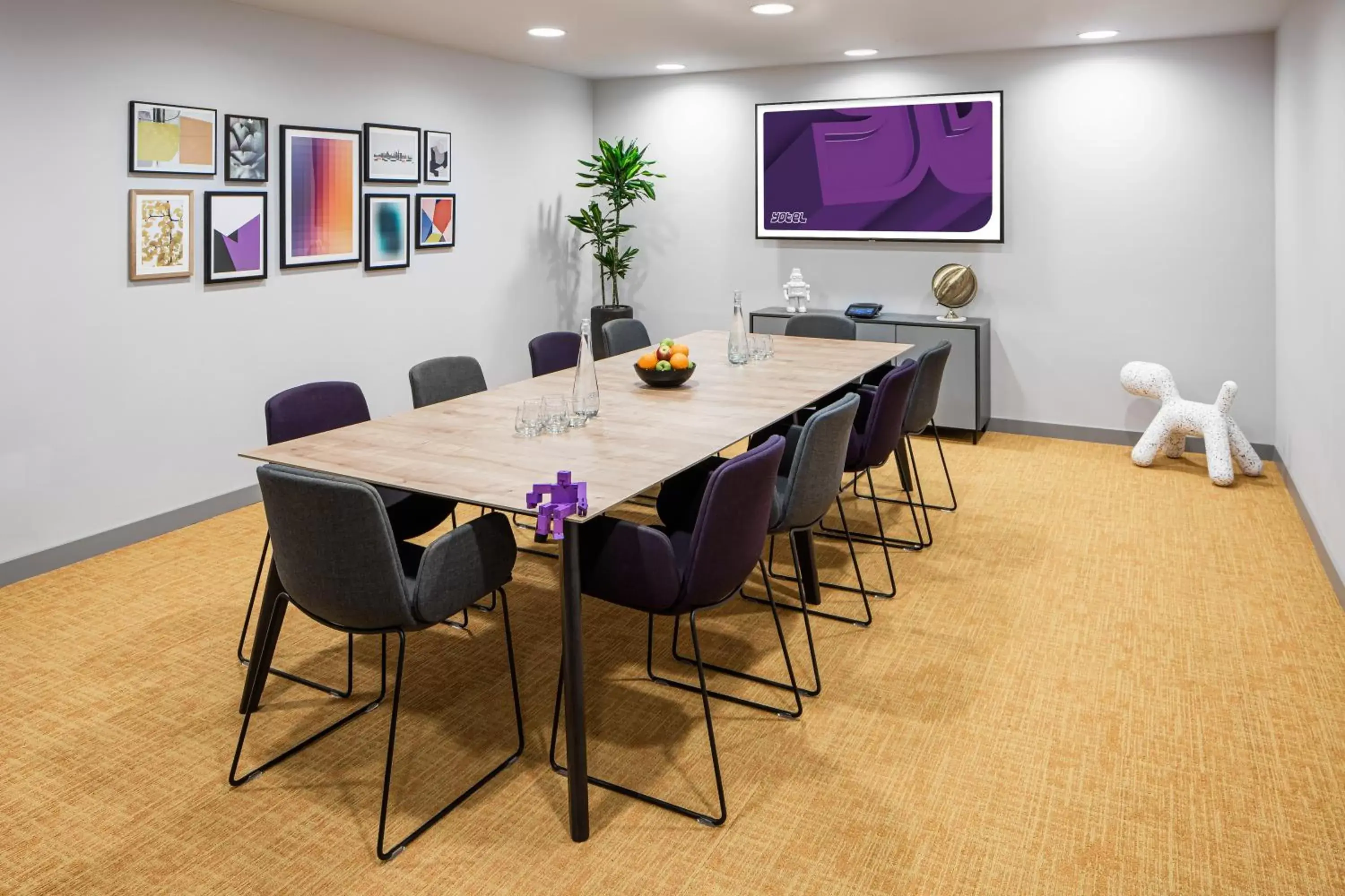 Meeting/conference room in YOTEL London City