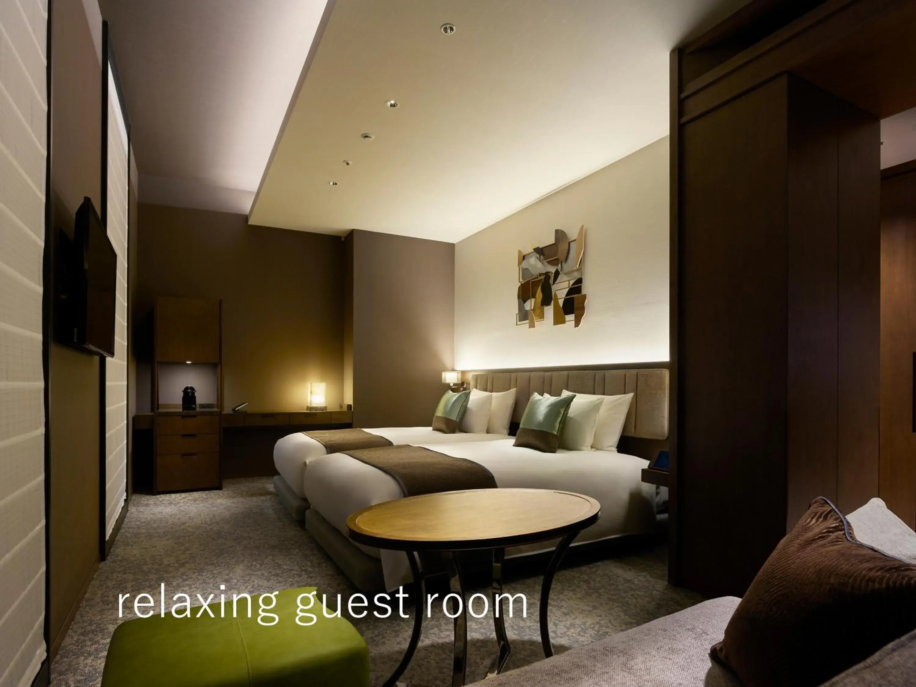 Photo of the whole room, Seating Area in HOTEL THE CELESTINE GINZA