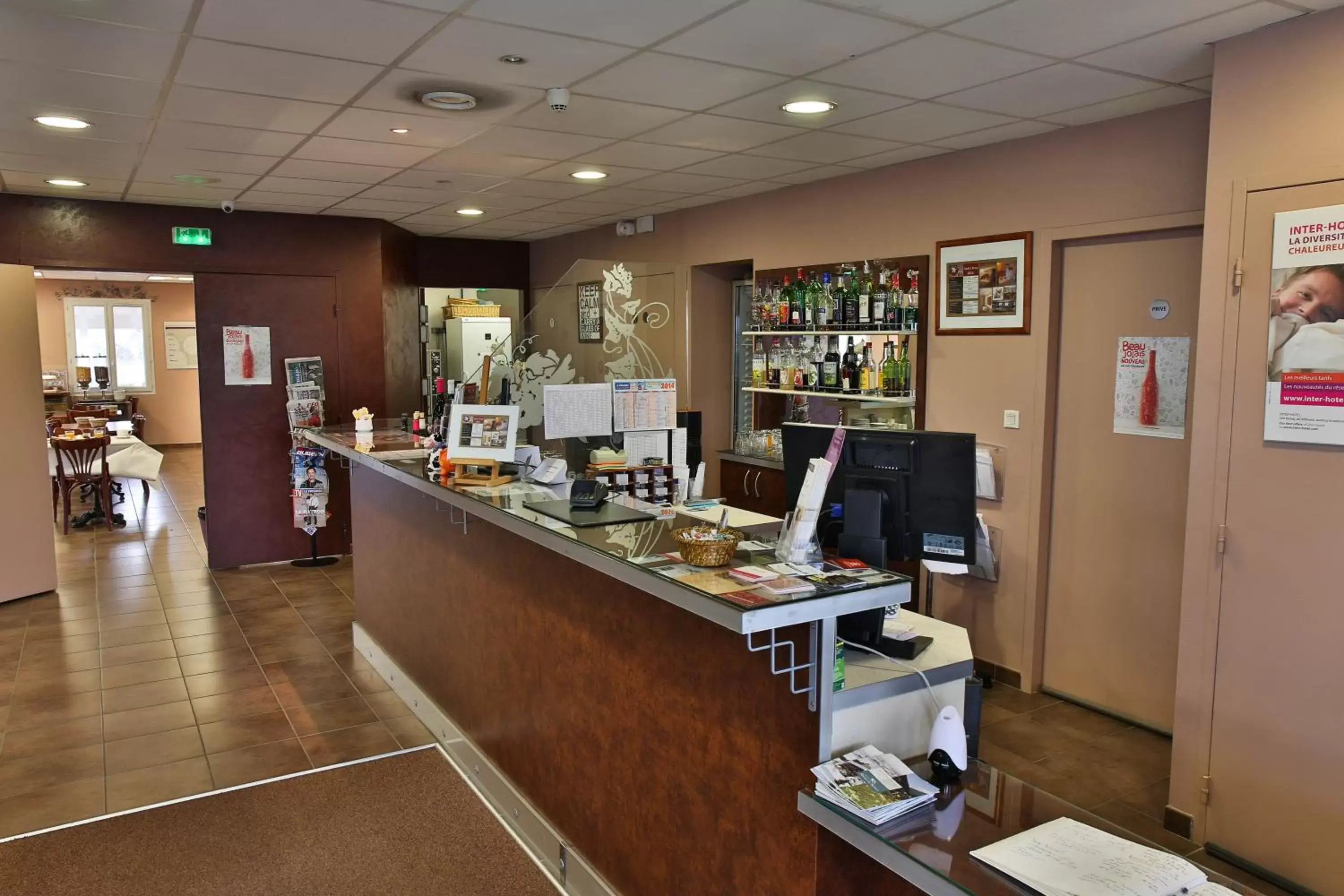 Lobby or reception in Hôtel Belleville, Villefranche-sur-Saône Nord (Ex Inter-Hotel)