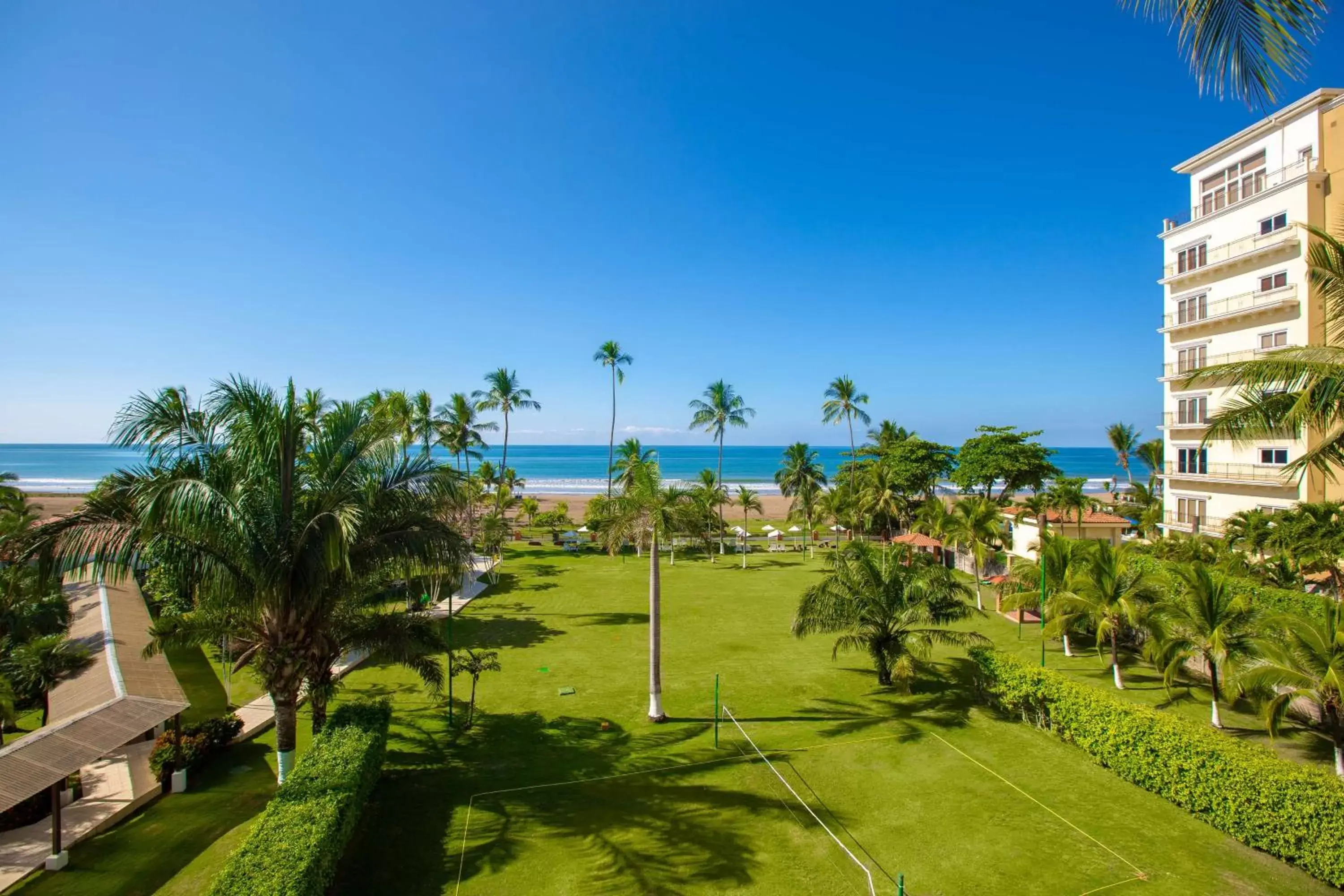 Beach in Best Western Jaco Beach All Inclusive Resort