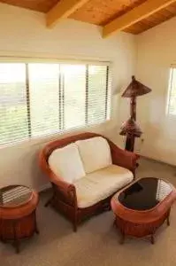 Day, Seating Area in Hale Hualalai