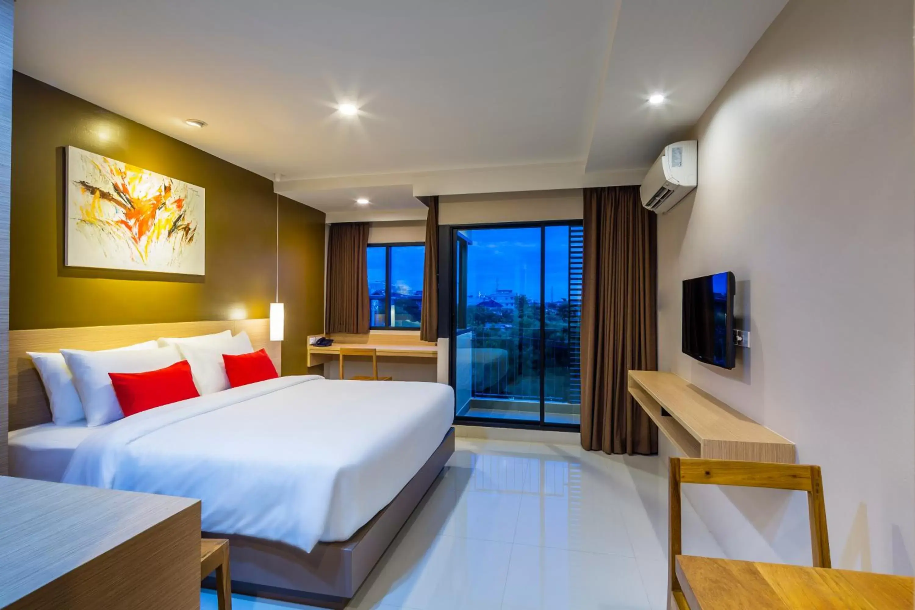 Standard Double Room in Livotel Hotel Kaset Nawamin Bangkok