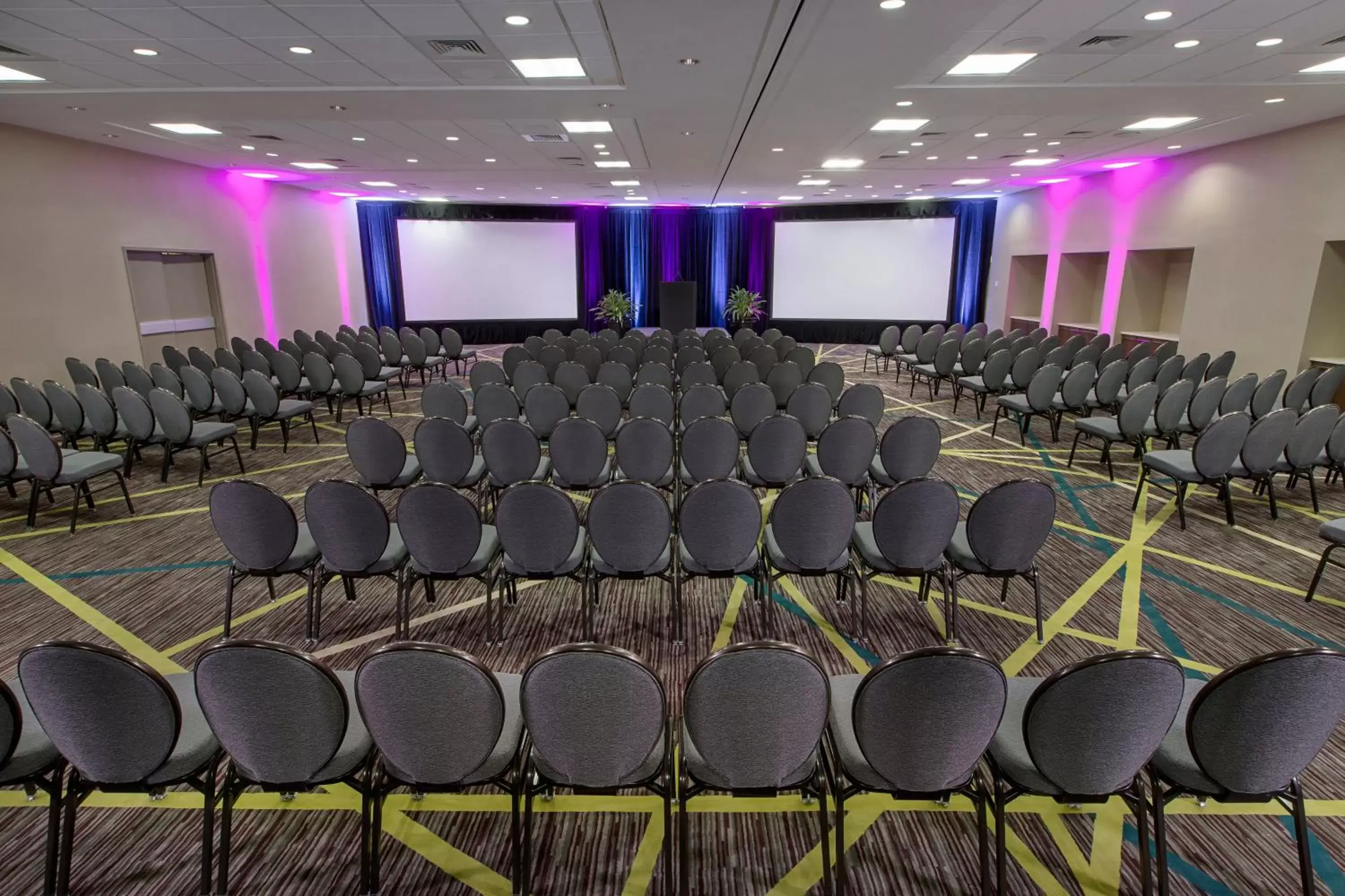 Meeting/conference room in Crowne Plaza Atlanta Midtown, an IHG Hotel