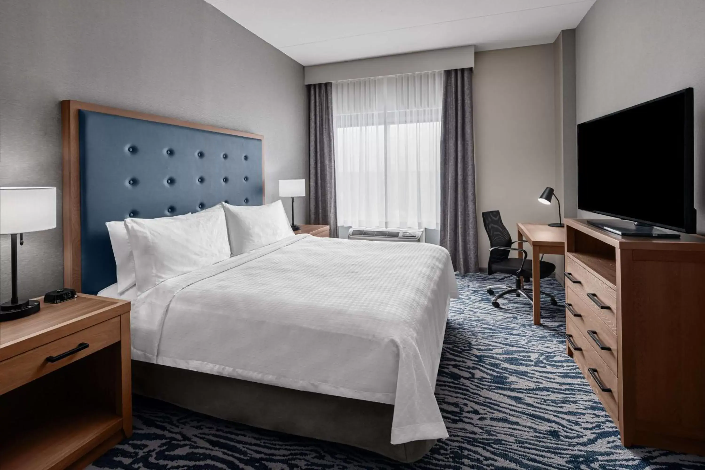 Bed in Homewood Suites by Hilton Boston Woburn