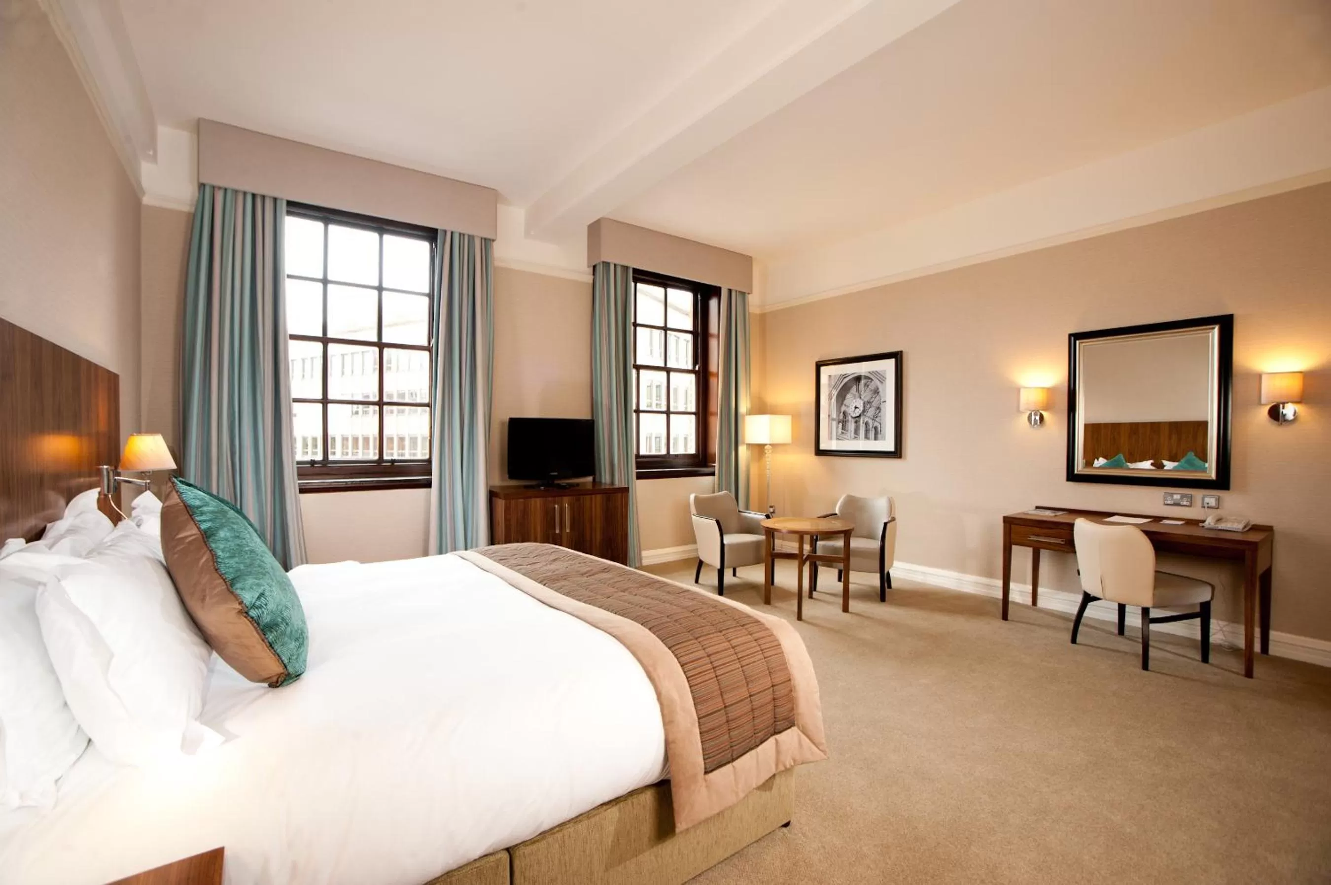 Photo of the whole room, Bed in The Grand, York