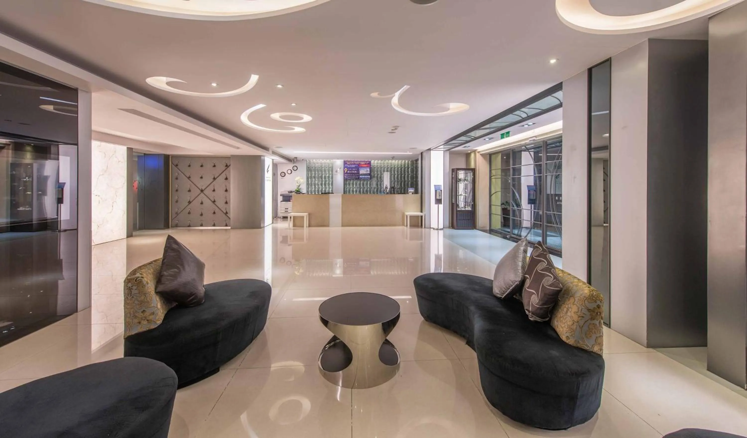 Lobby or reception in Forward Hotel Taipei Nangang