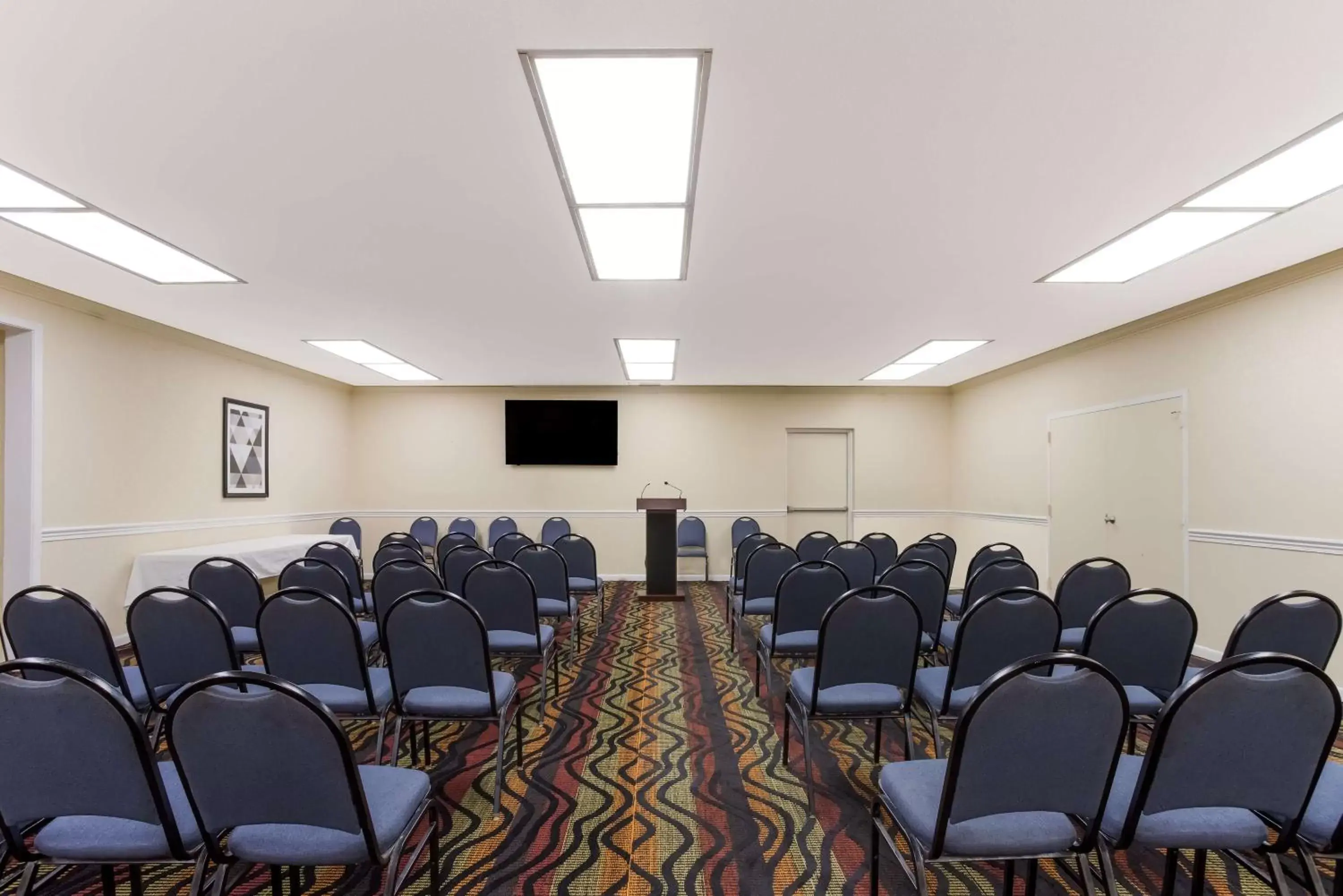 Meeting/conference room in SureStay Plus Hotel by Best Western Greenwood