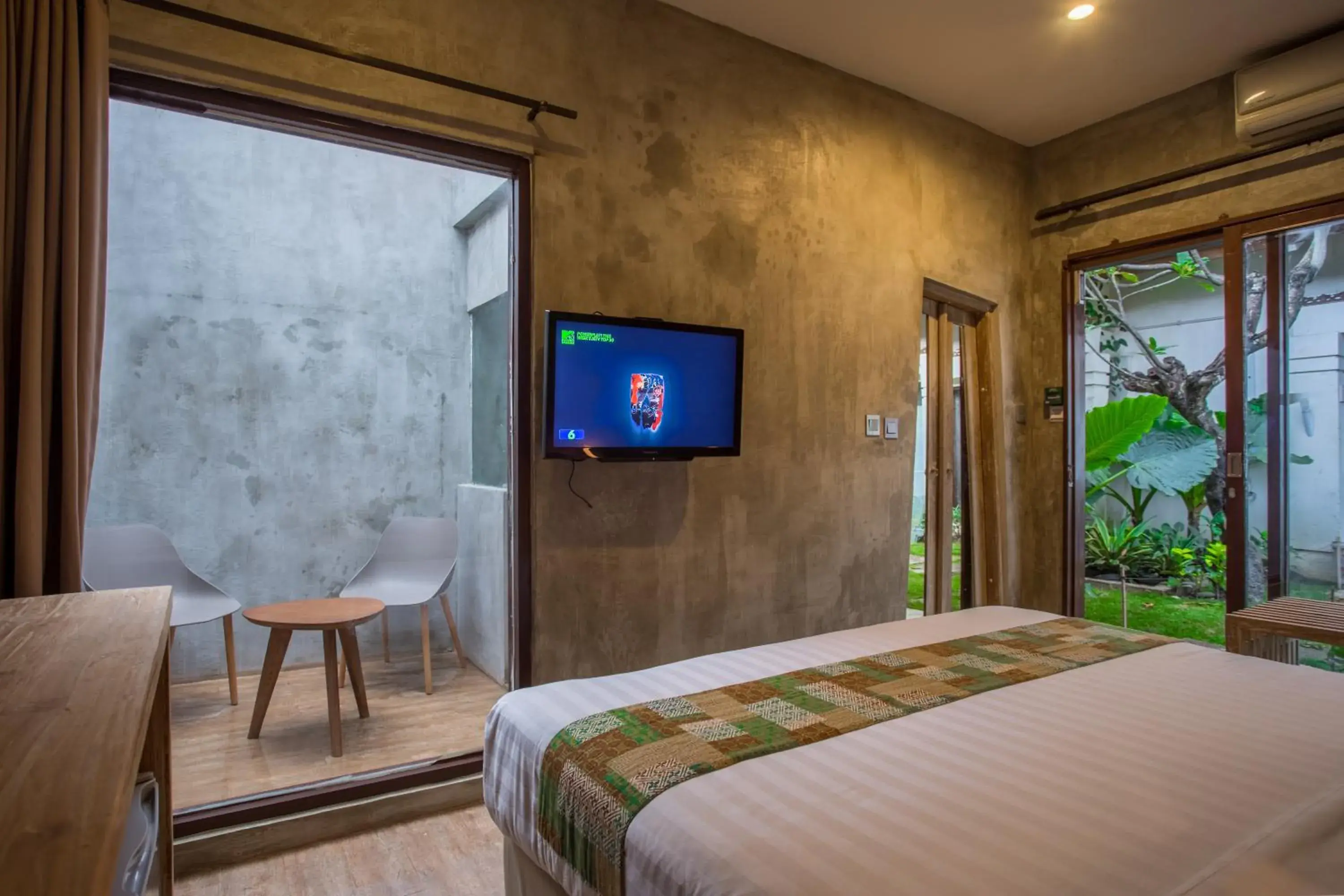 Living room, TV/Entertainment Center in Bali Breezz Hotel