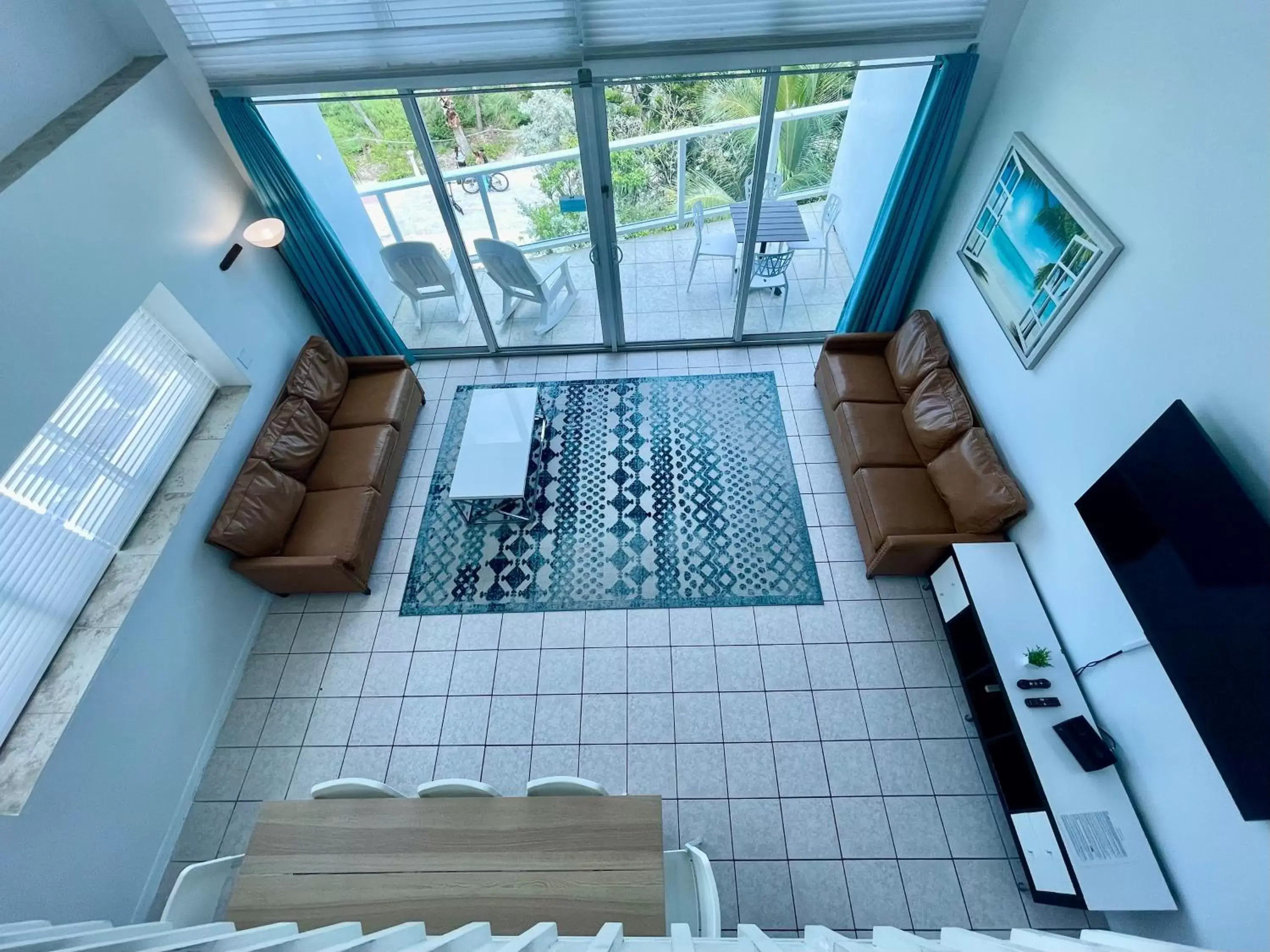 Three-Bedroom Apartment in SeaStays Apartments Three-Bedroom Apartment in SeaStays Apartments