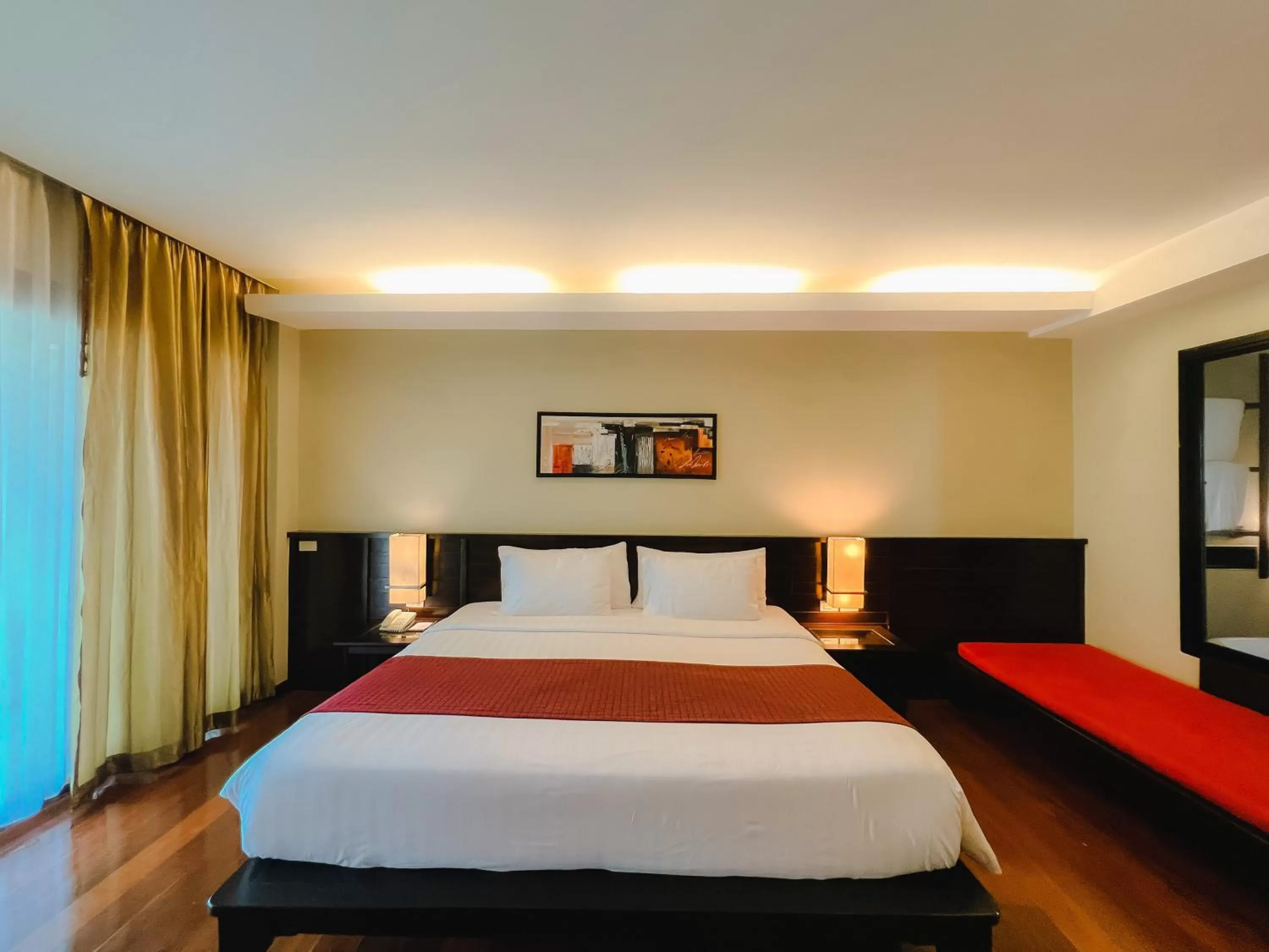 Bed in Aonang Phu Pi Maan Resort & Spa