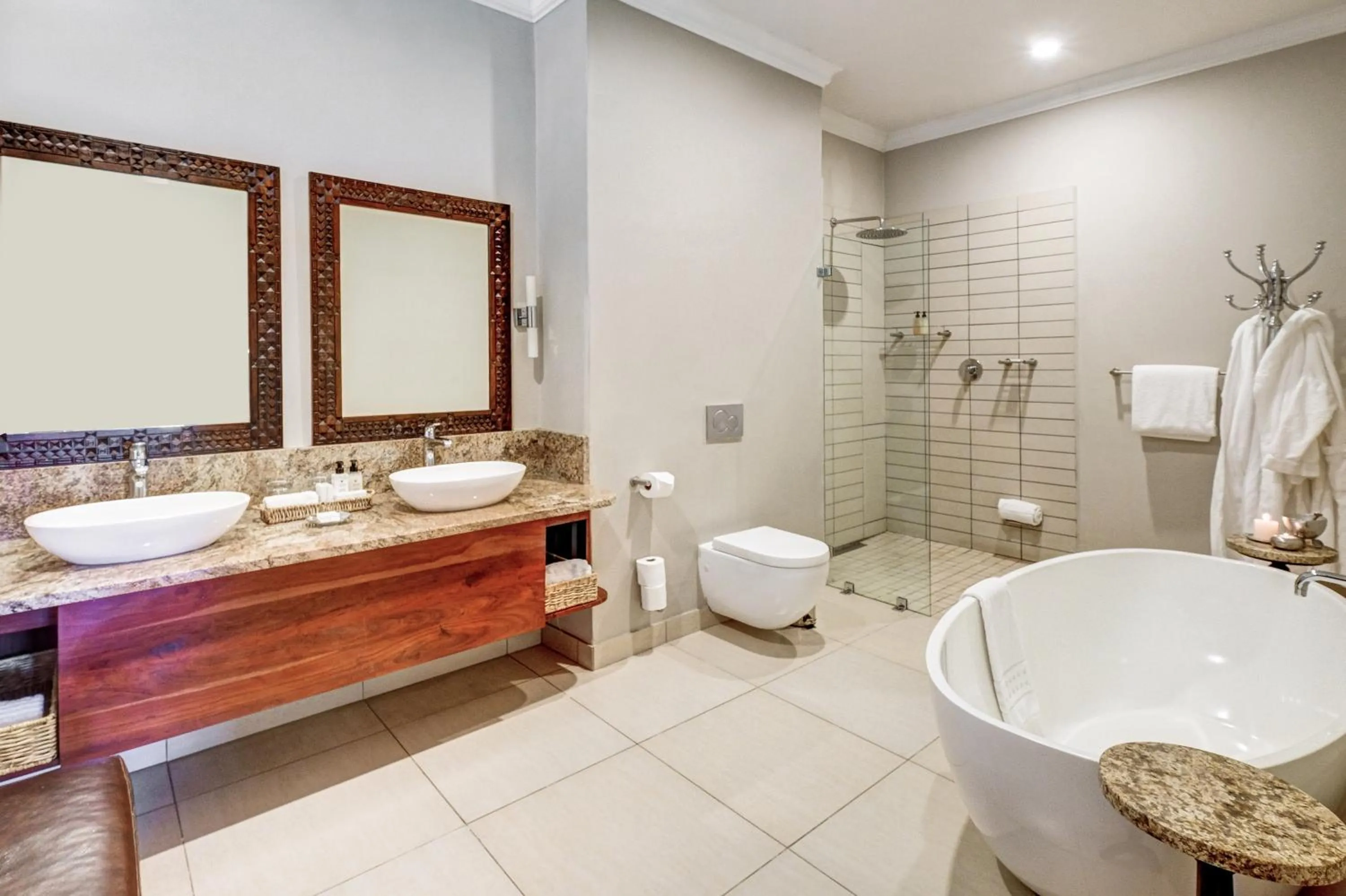 Bathroom in Ilala Lodge Hotel