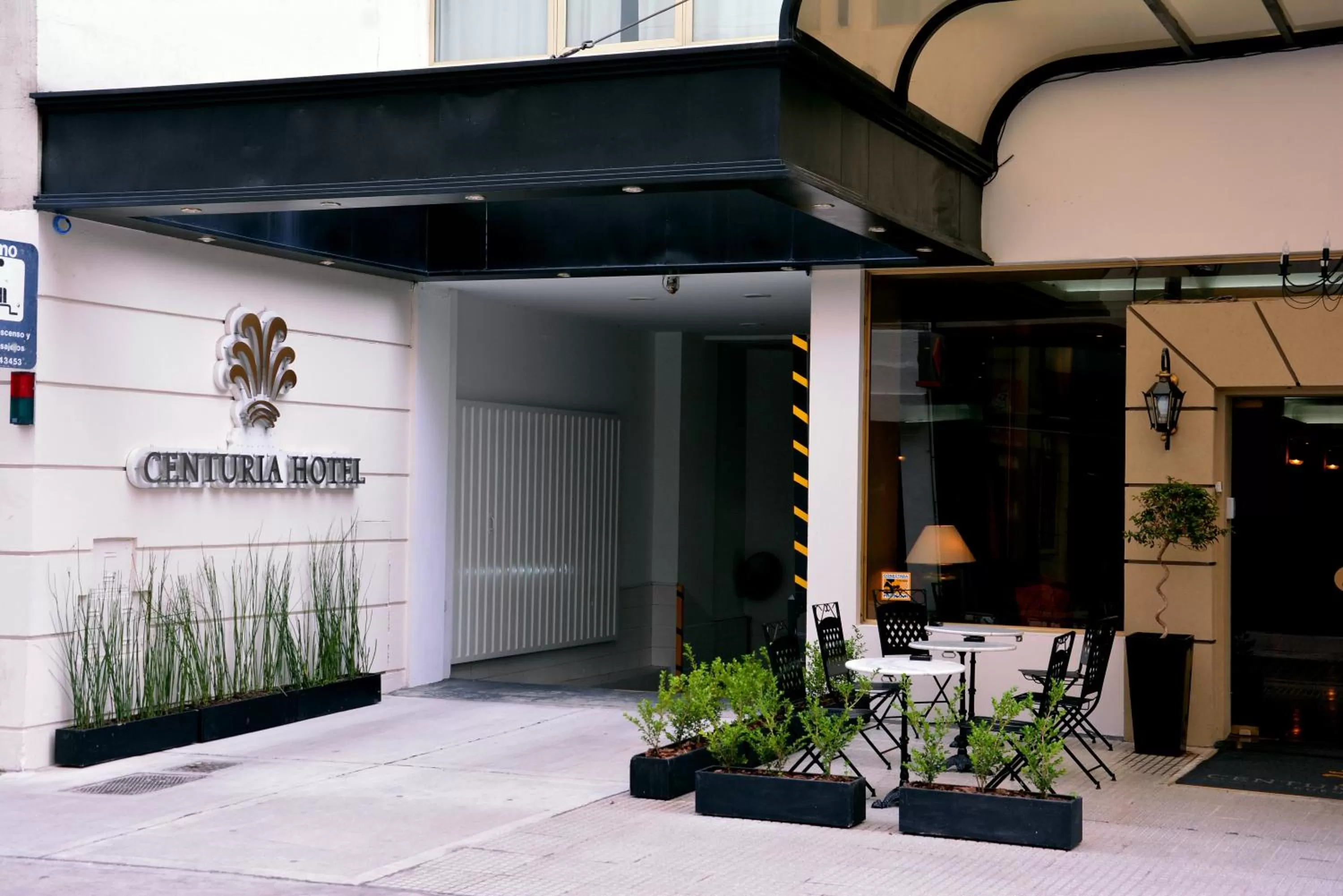 Property building in Centuria Hotel Buenos Aires