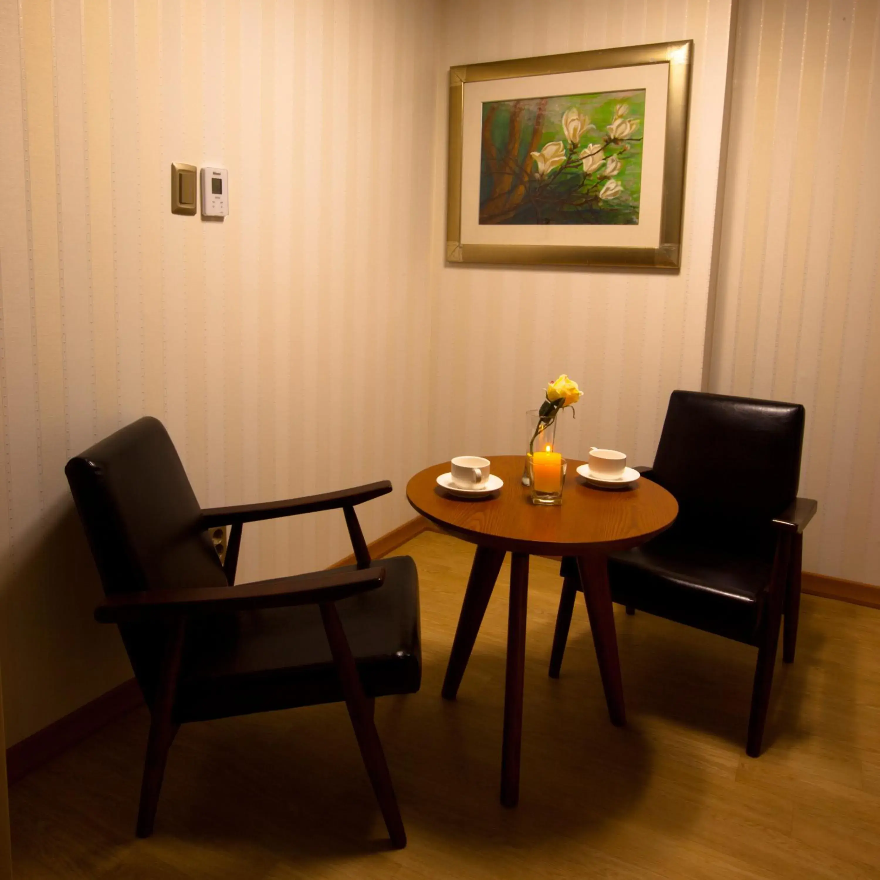 Bedroom, Seating Area in Goodstay Hotel Daewoo Inn
