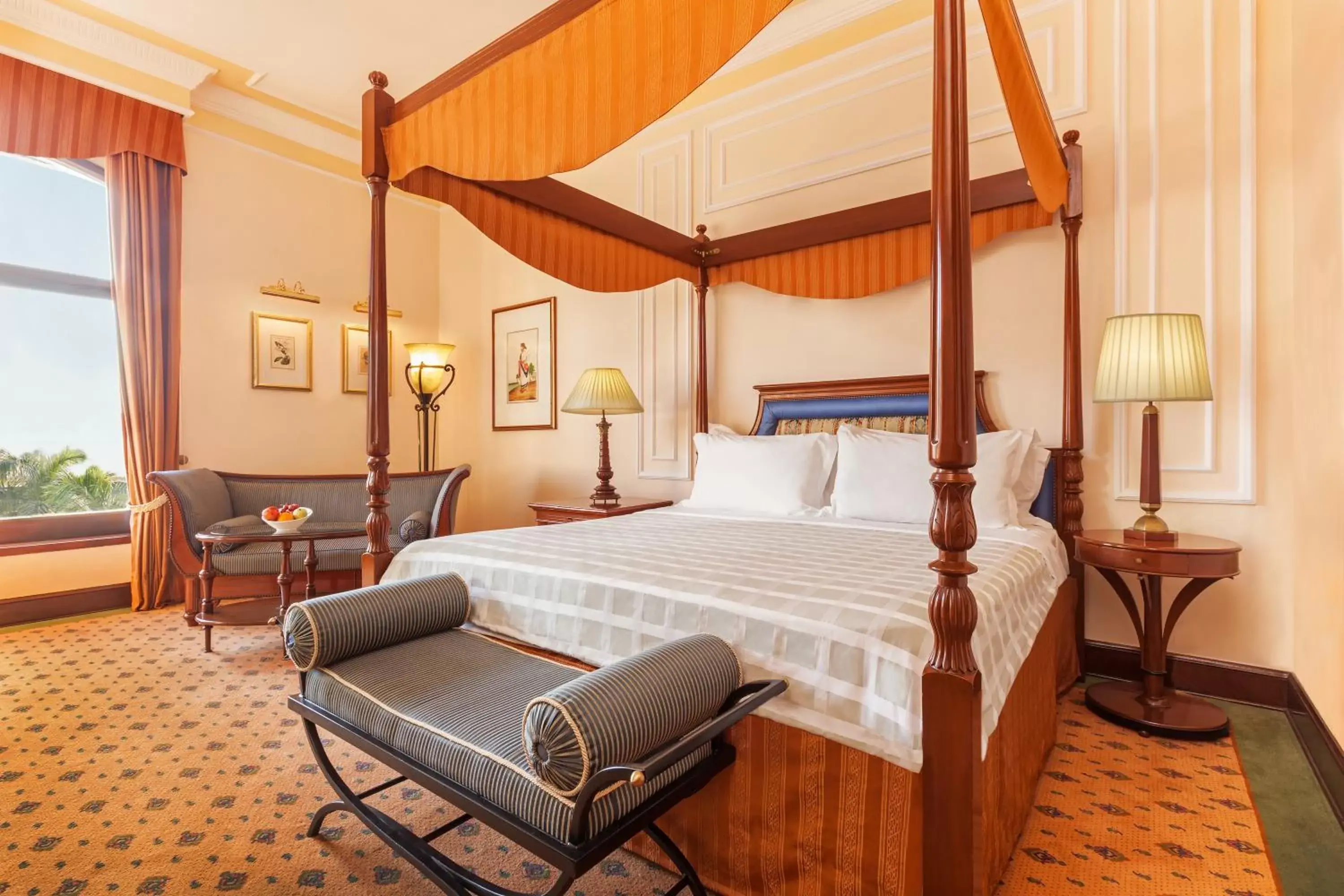 Bedroom in The Oberoi Grand Kolkata Bedroom in The Oberoi Grand Kolkata