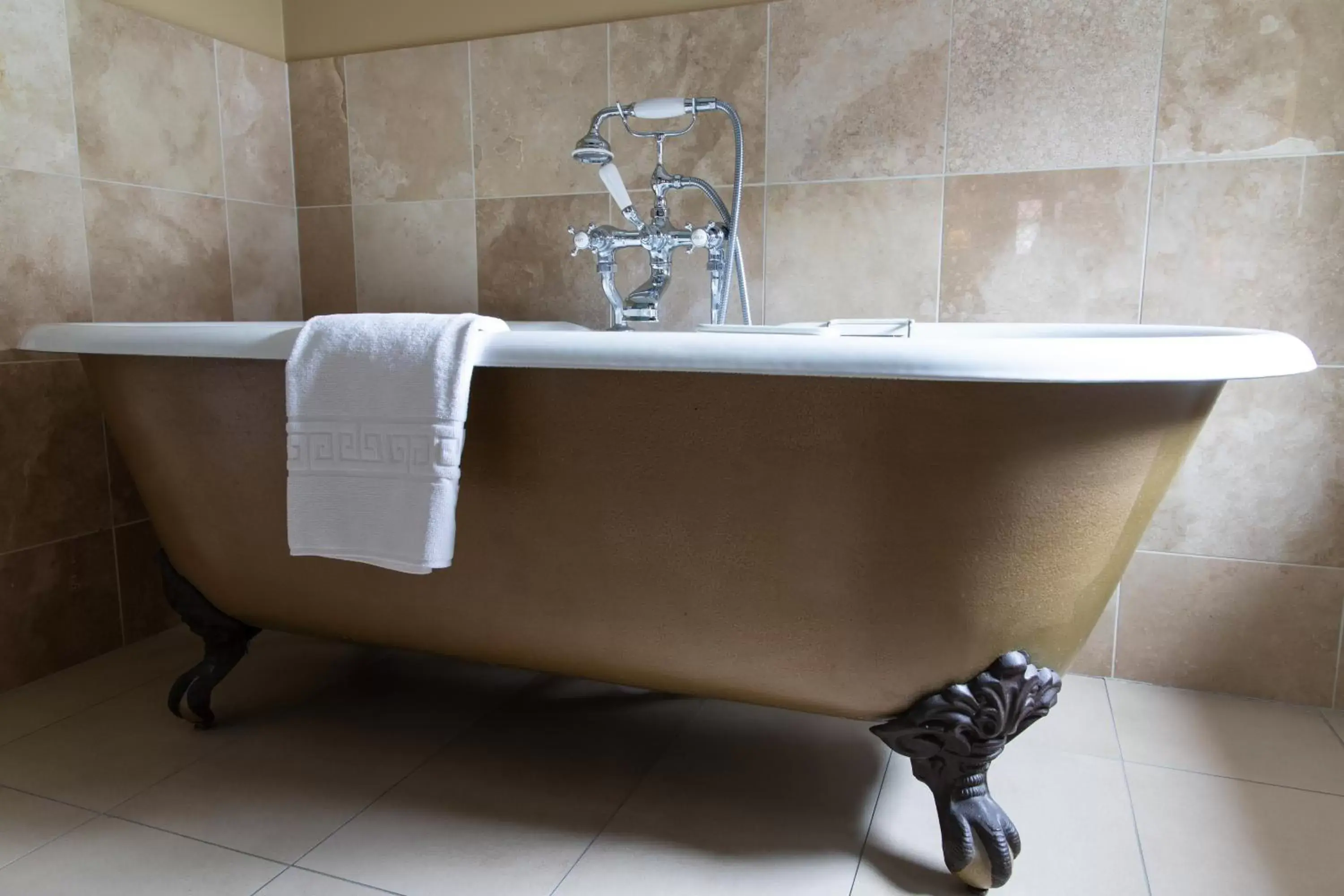 Bathroom in Spread Eagle Hotel And Spa