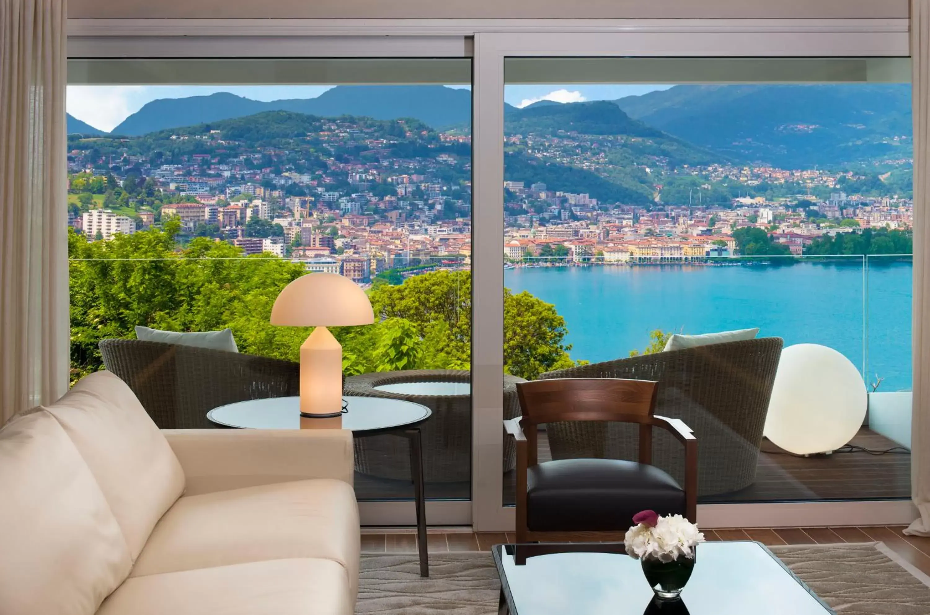 Lake view, Lounge/Bar in The View Lugano
