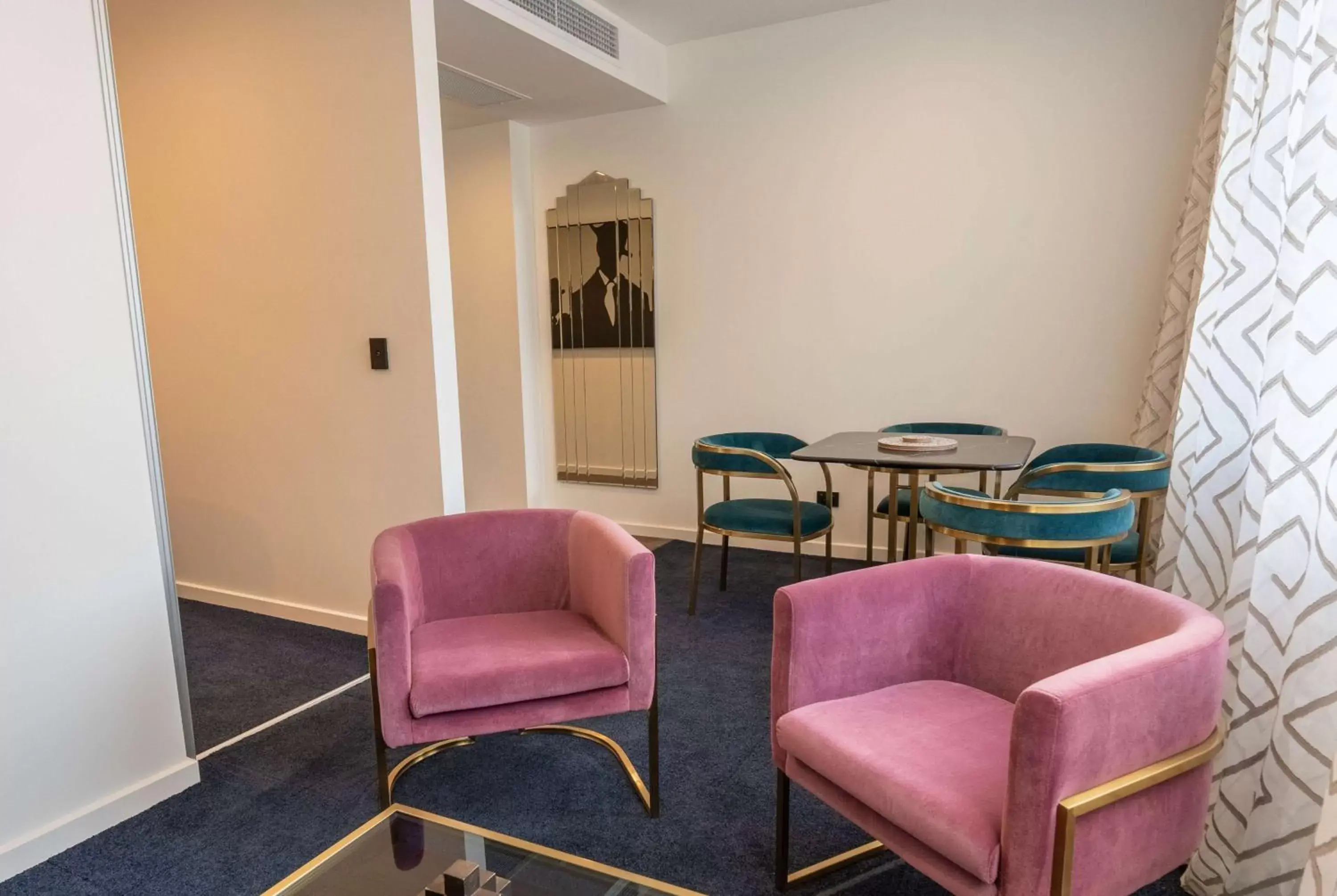 Photo of the whole room, Seating Area in TRYP by Wyndham Wellington, Tory Street