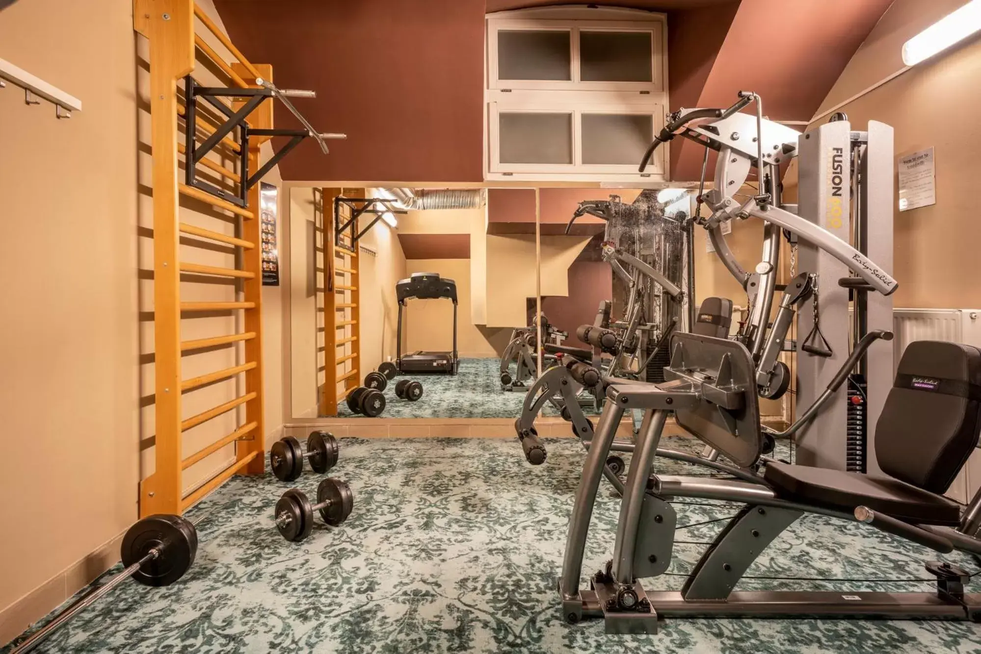 Property building, Fitness Center/Facilities in Hotel Memories Budapest