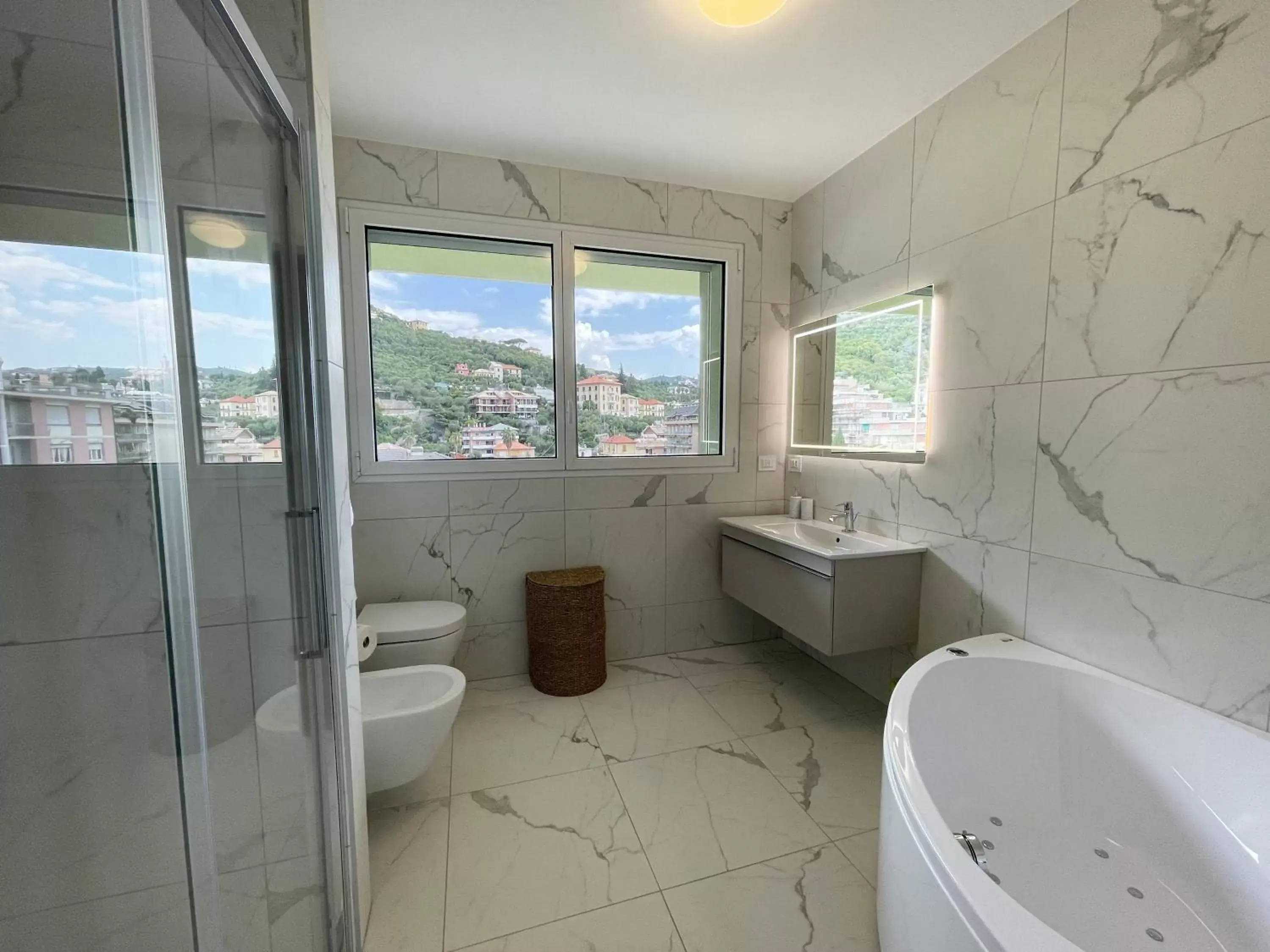 Shower, Bathroom in Gli Scogli Luxury Residence Hotel