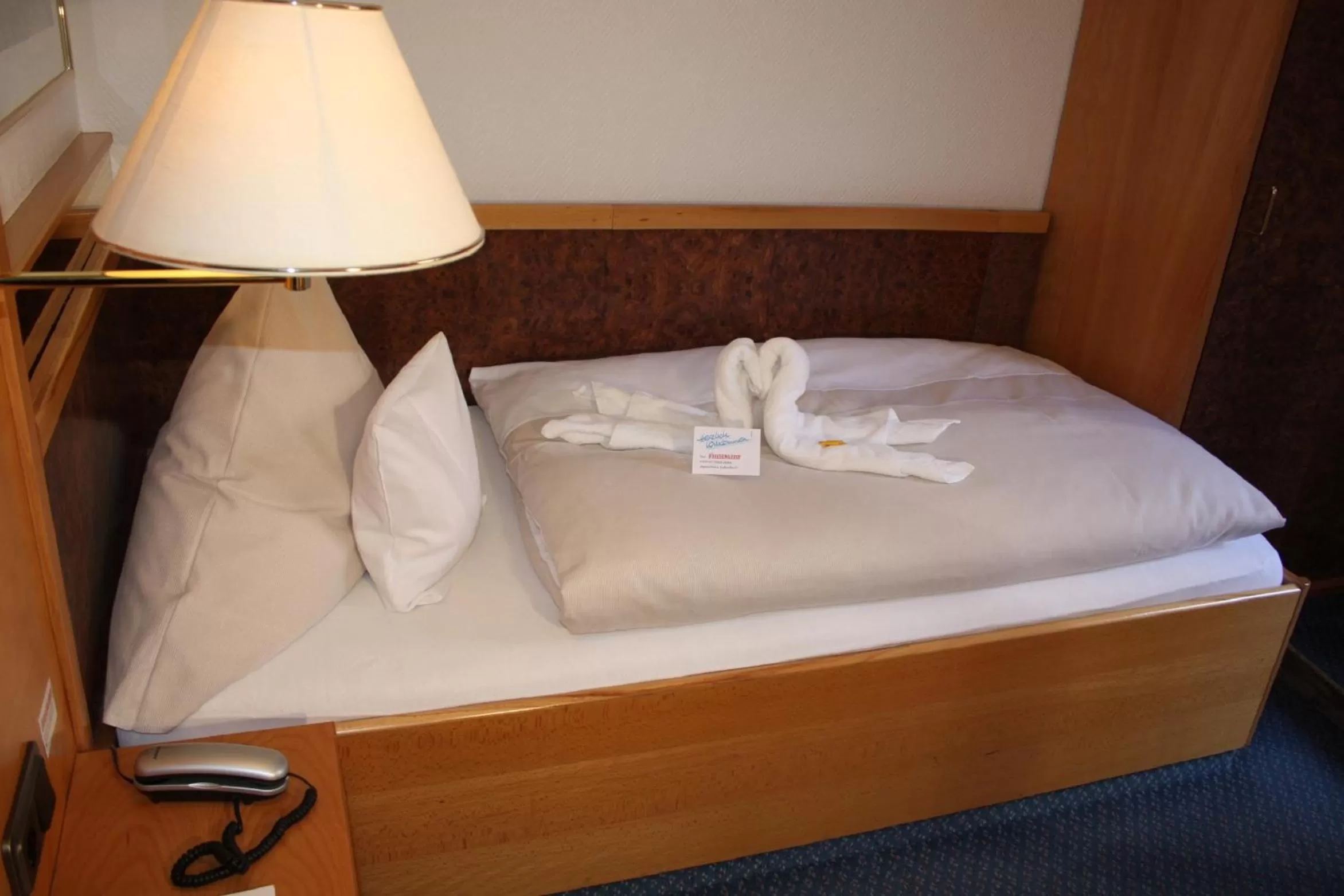 Bed in Hotel Friesengeist