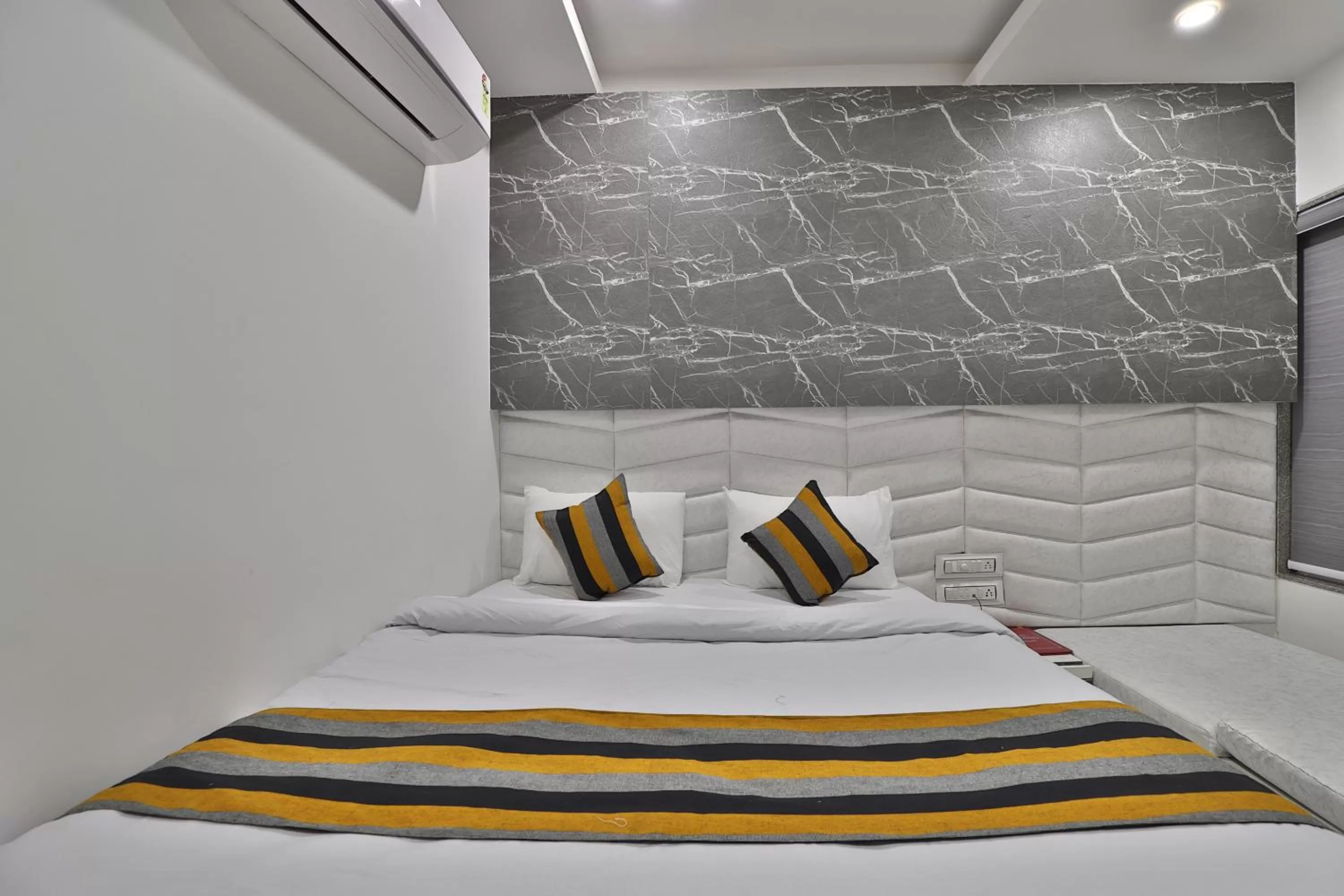 Photo of the whole room, Bed in HOTEL LE GRAND