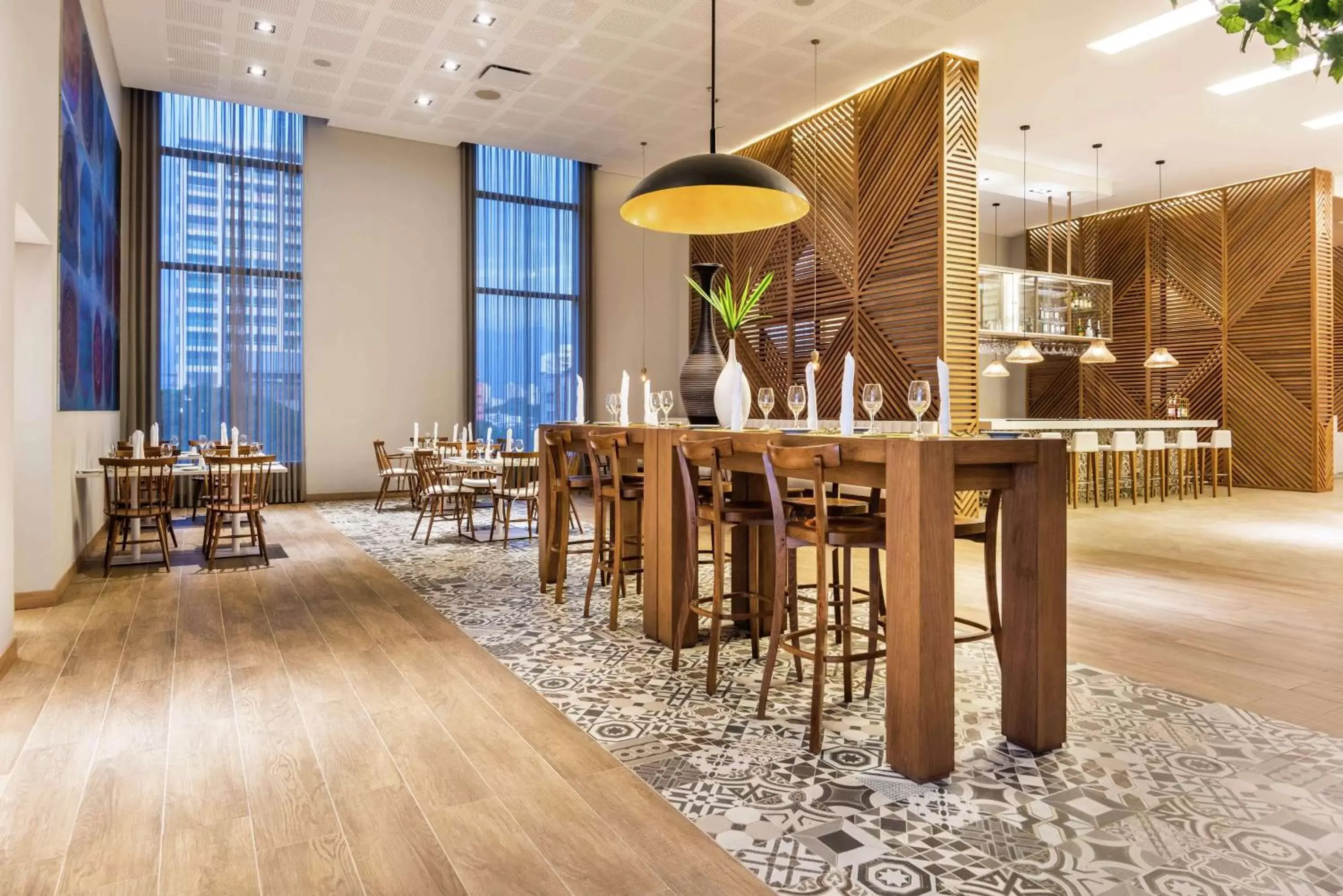 Dining area, Restaurant/Places to Eat in Hilton Garden Inn Santa Marta