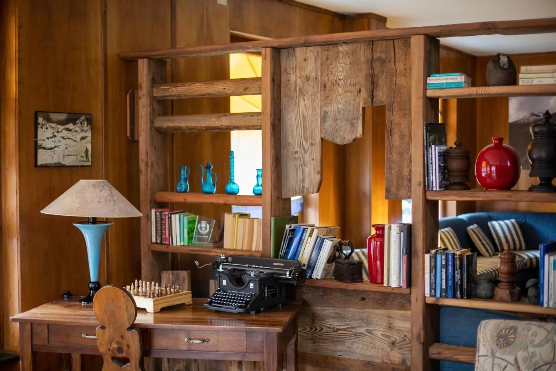 Decorative detail in Hotel Elena