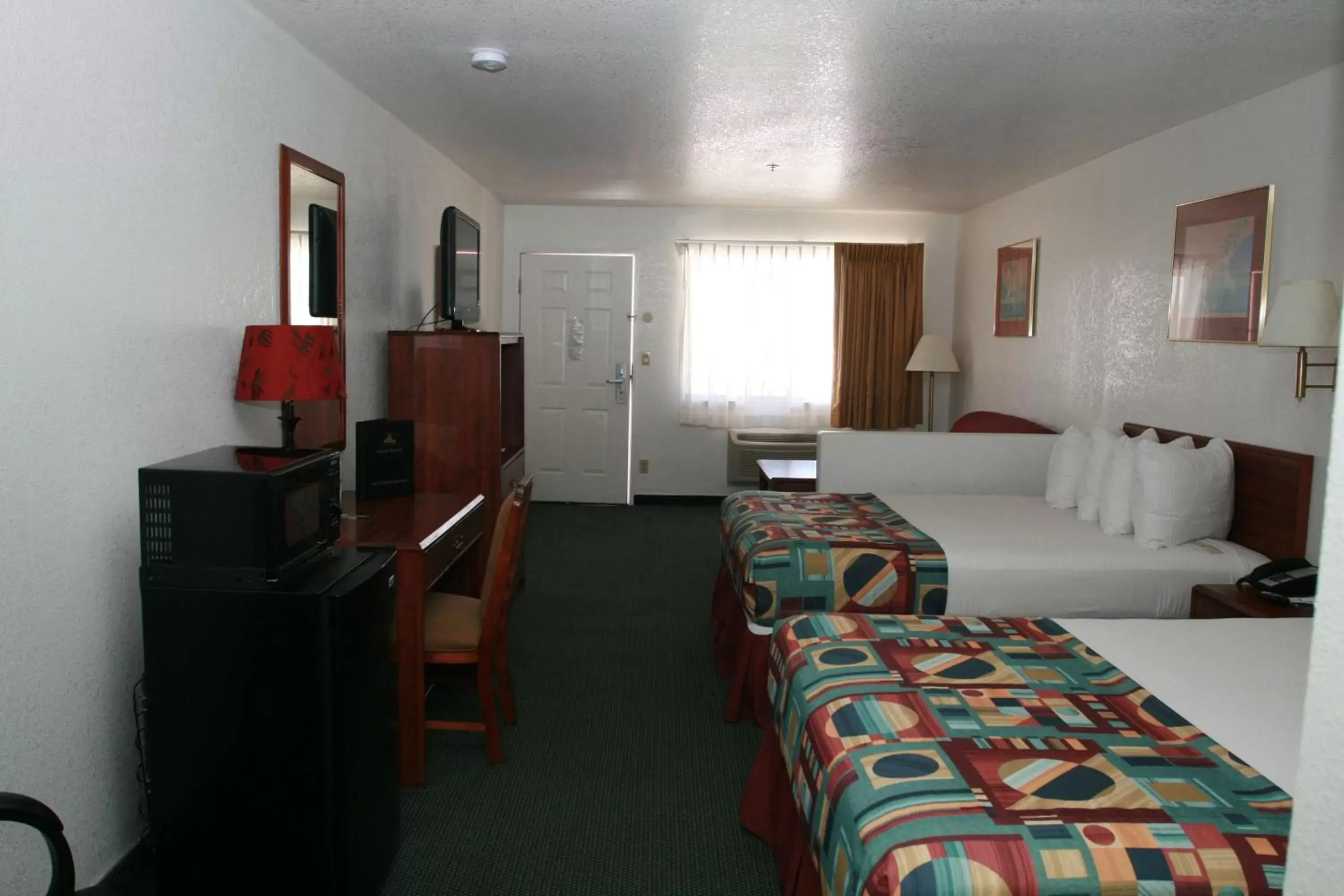 Photo of the whole room in Best Western Colorado River Inn