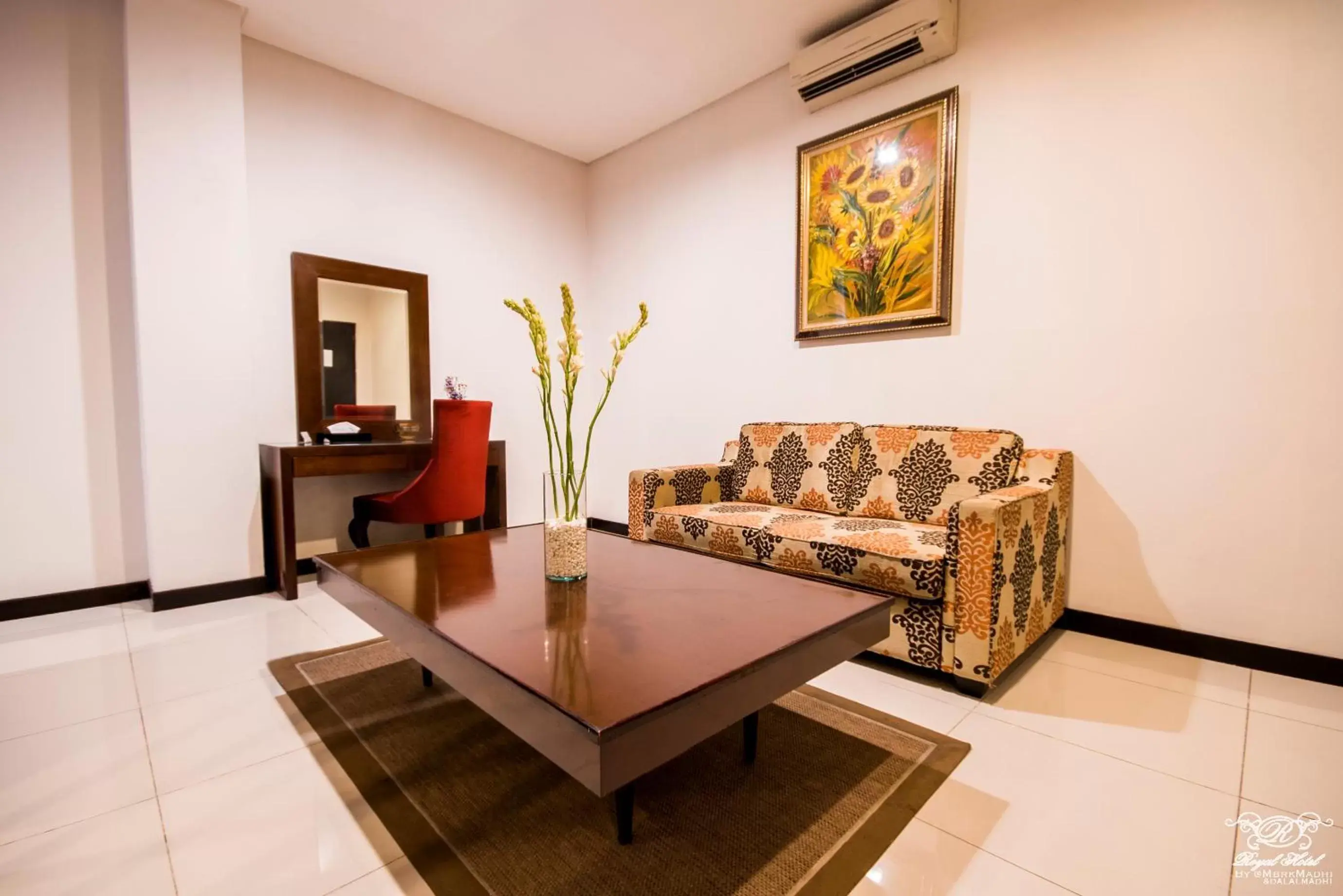 Living room, Seating Area in Royal Hotel Bogor
