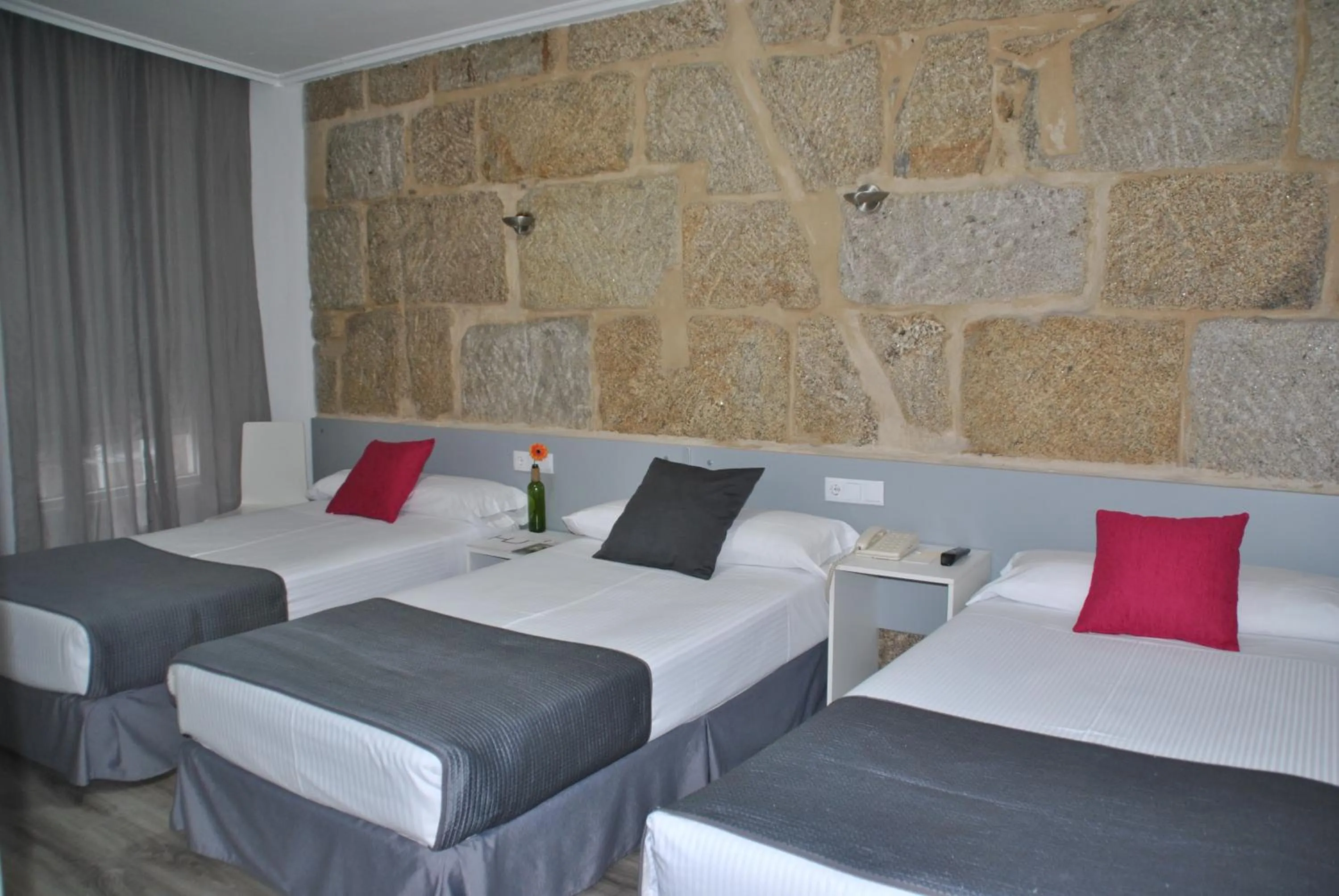 Photo of the whole room, Bed in Hotel Junquera