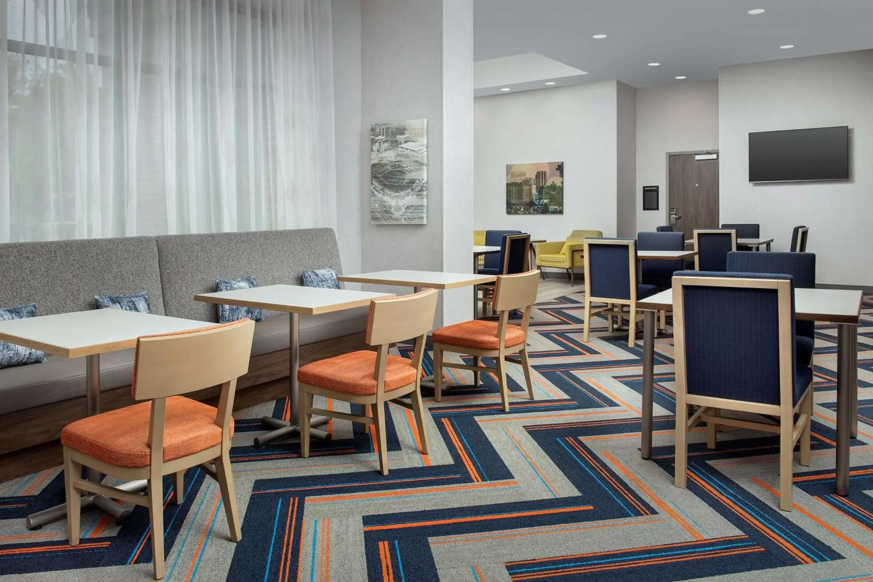 Lobby or reception, Restaurant/Places to Eat in Hampton Inn Baltimore-Downtown-Convention Center