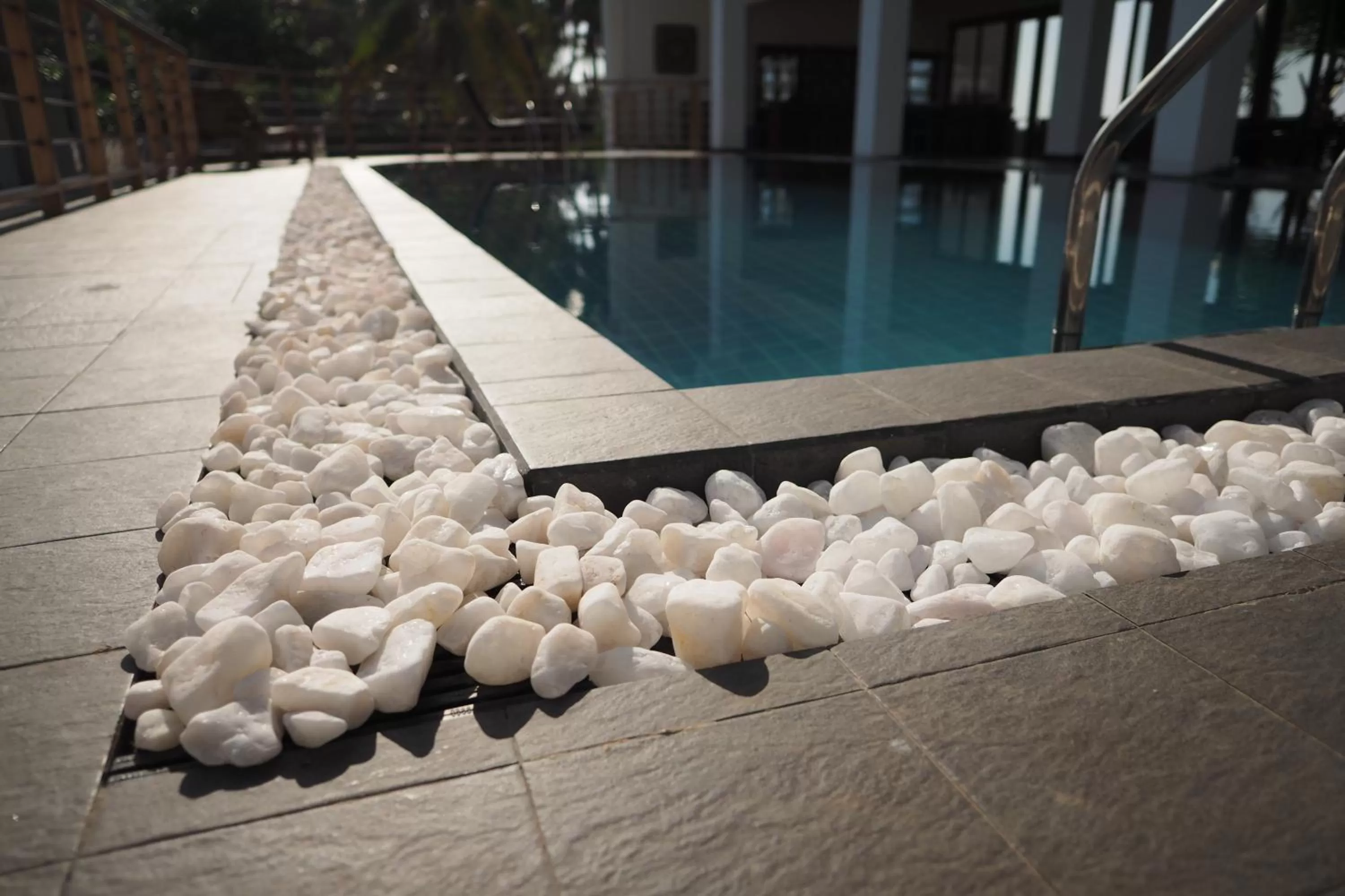 Swimming pool in The Seascape
