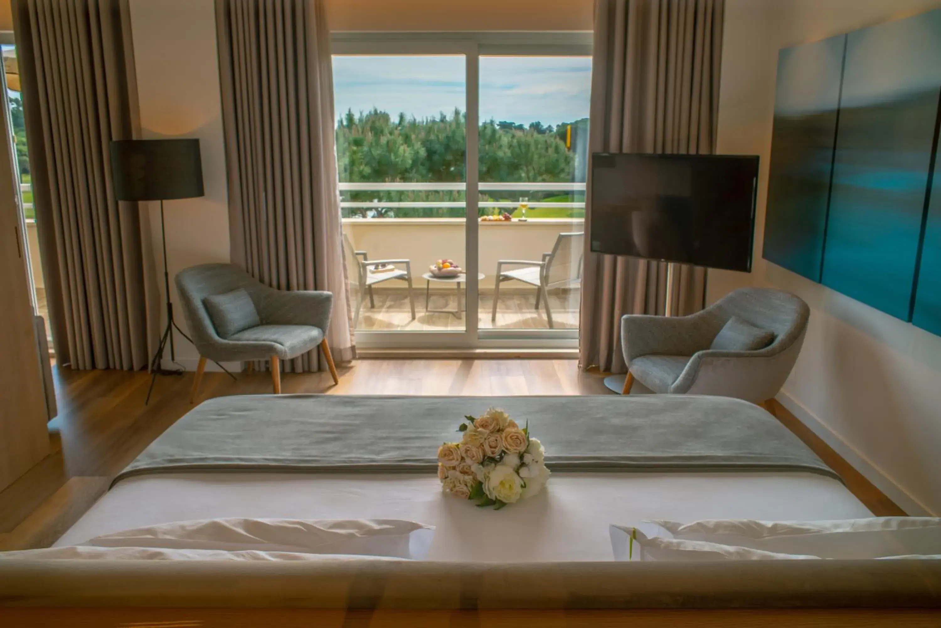 Bedroom, Bed in Onyria Quinta da Marinha Hotel