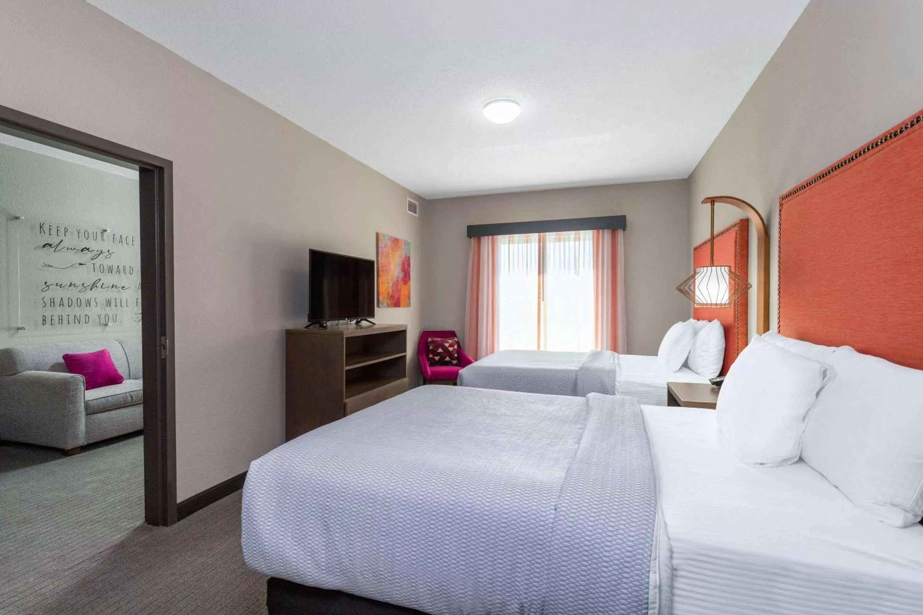 Bed in La Quinta Inn & Suites by Wyndham Augusta Near Fort Gordon