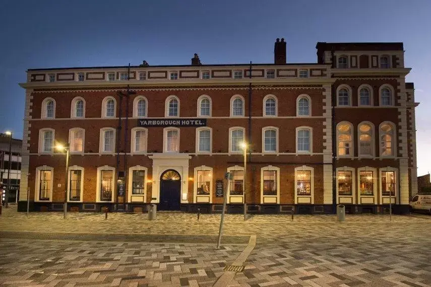 Property Building in The Yarborough Hotel Wetherspoon