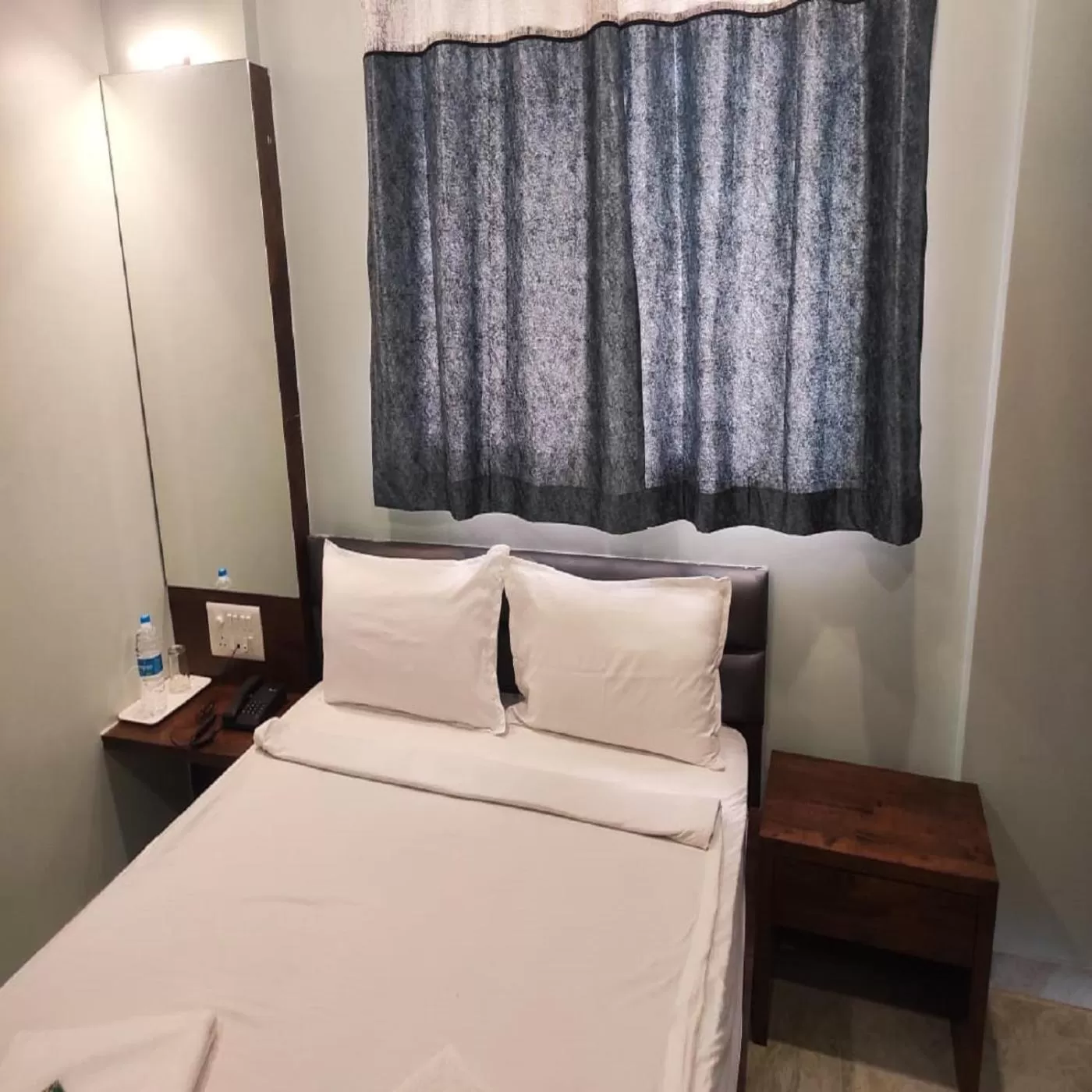 Bed in Shankar Residency, Akkalkot