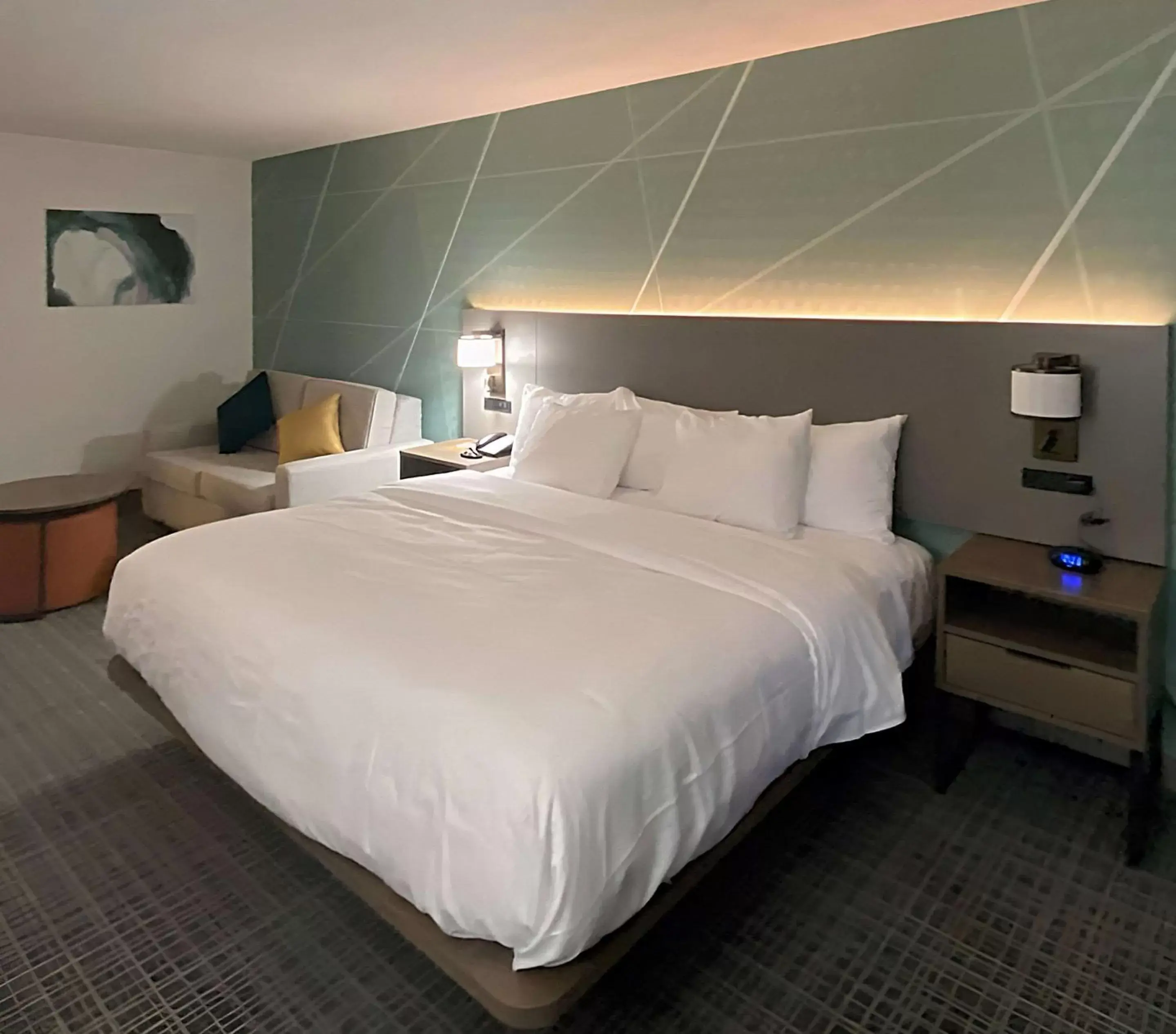 Bedroom, Bed in Comfort Inn & Suites Louisville Airport Fair & Expo