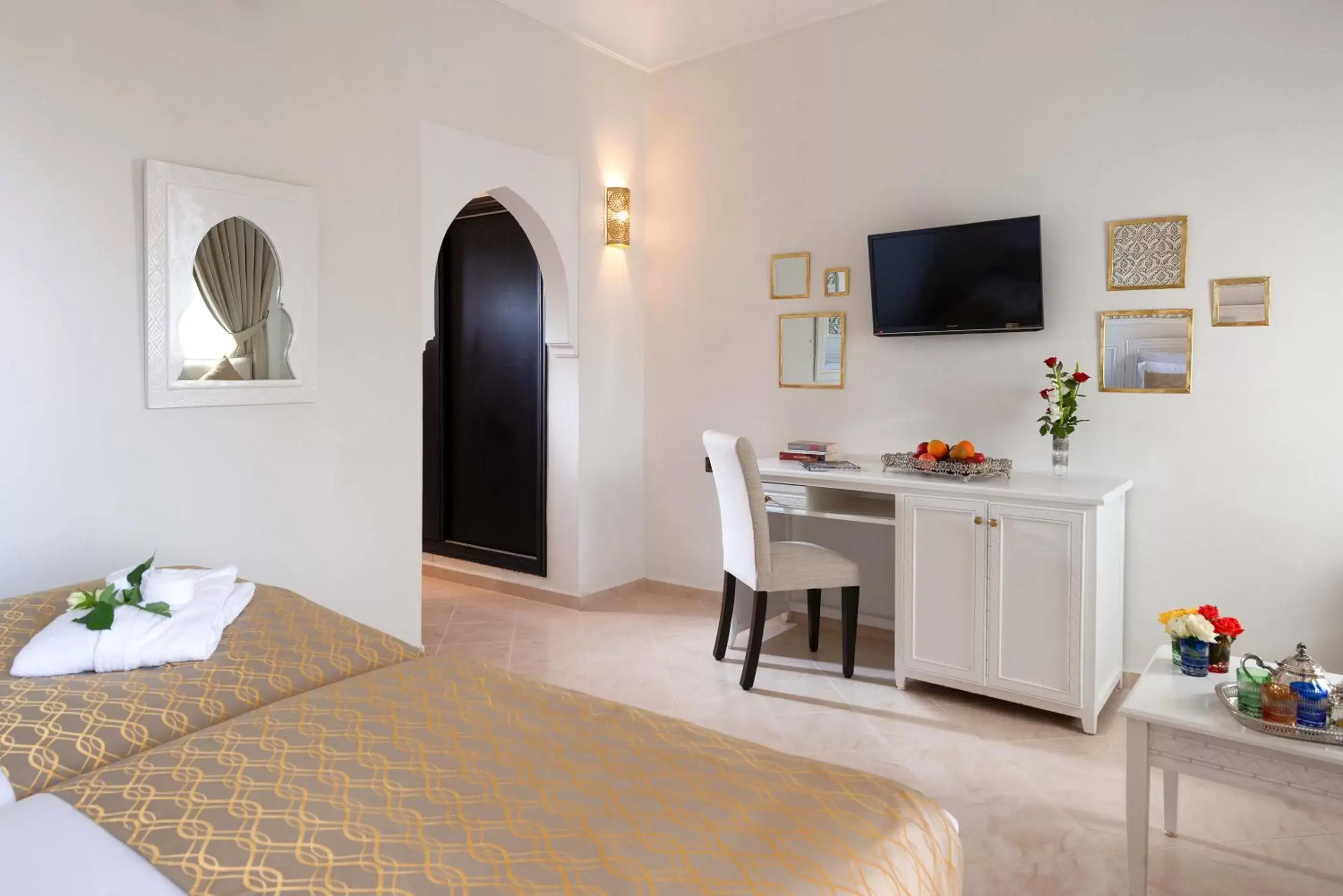 TV and multimedia, Bed in Marrakech Ryads Parc All inclusive