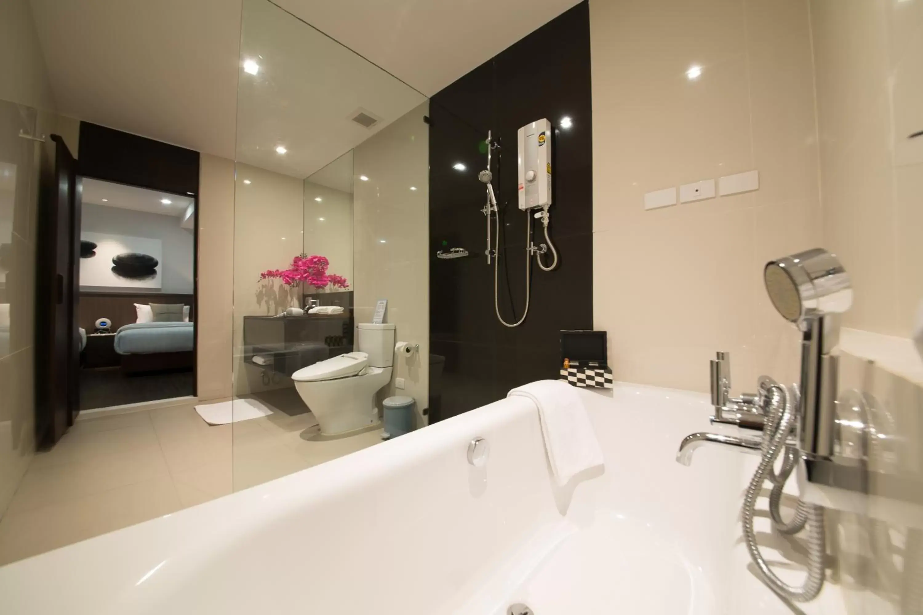 Shower, Bathroom in Civic Horizon Hotel & Residence