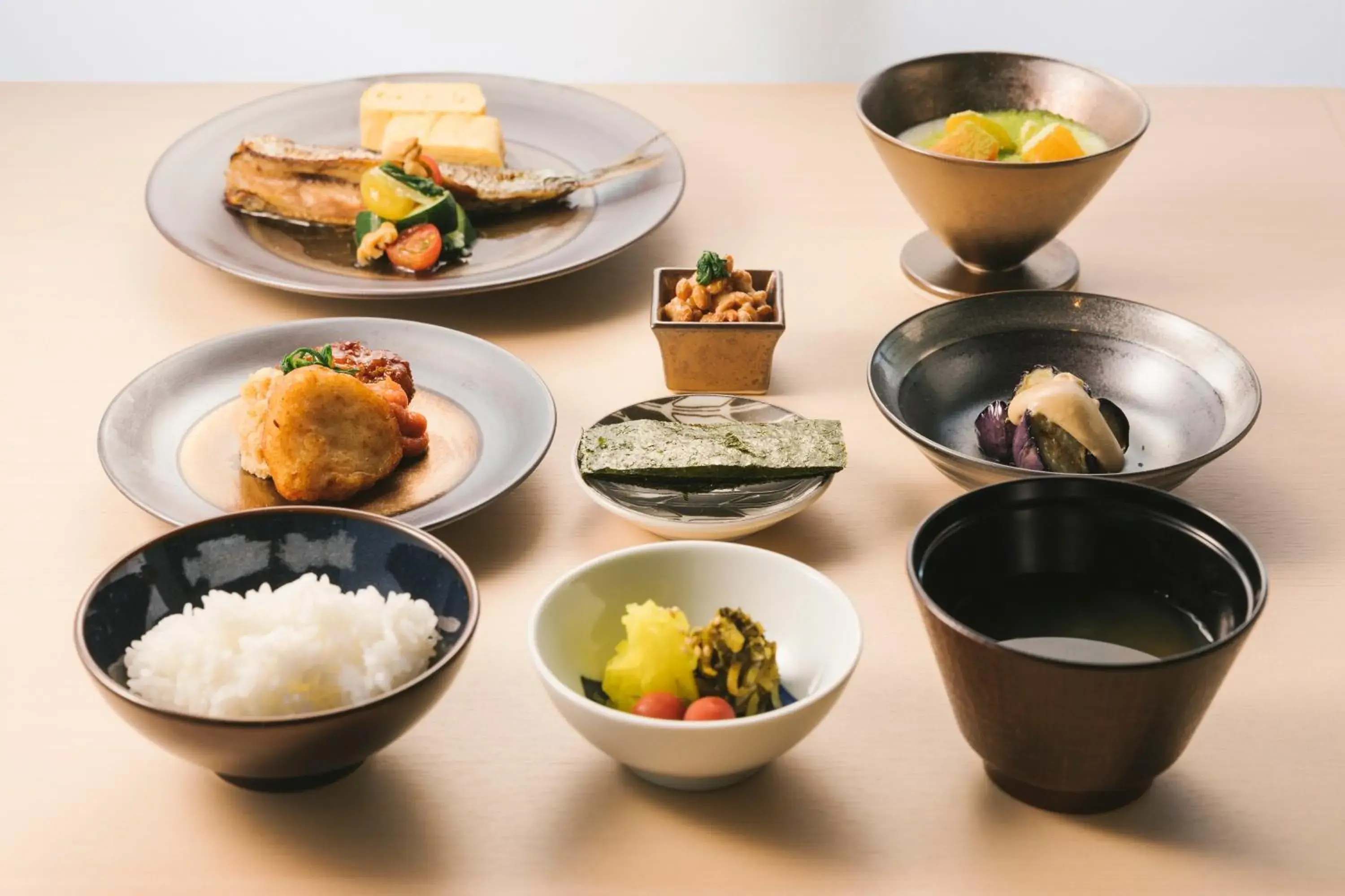 Restaurant/places to eat in Hotel Yaenomidori Tokyo